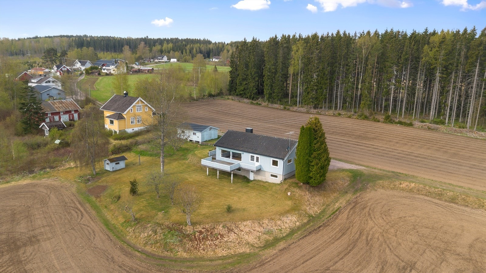 Oversiktsbilde - sommer Galleribilde