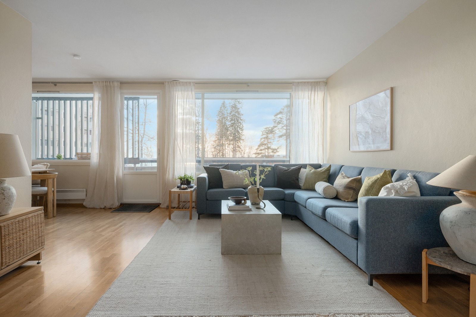 Velkommen til Minister Ditleffs vei 17 B, presentert av Ina Sartz v/Tinholt Eiendomsmegling. Galleribilde