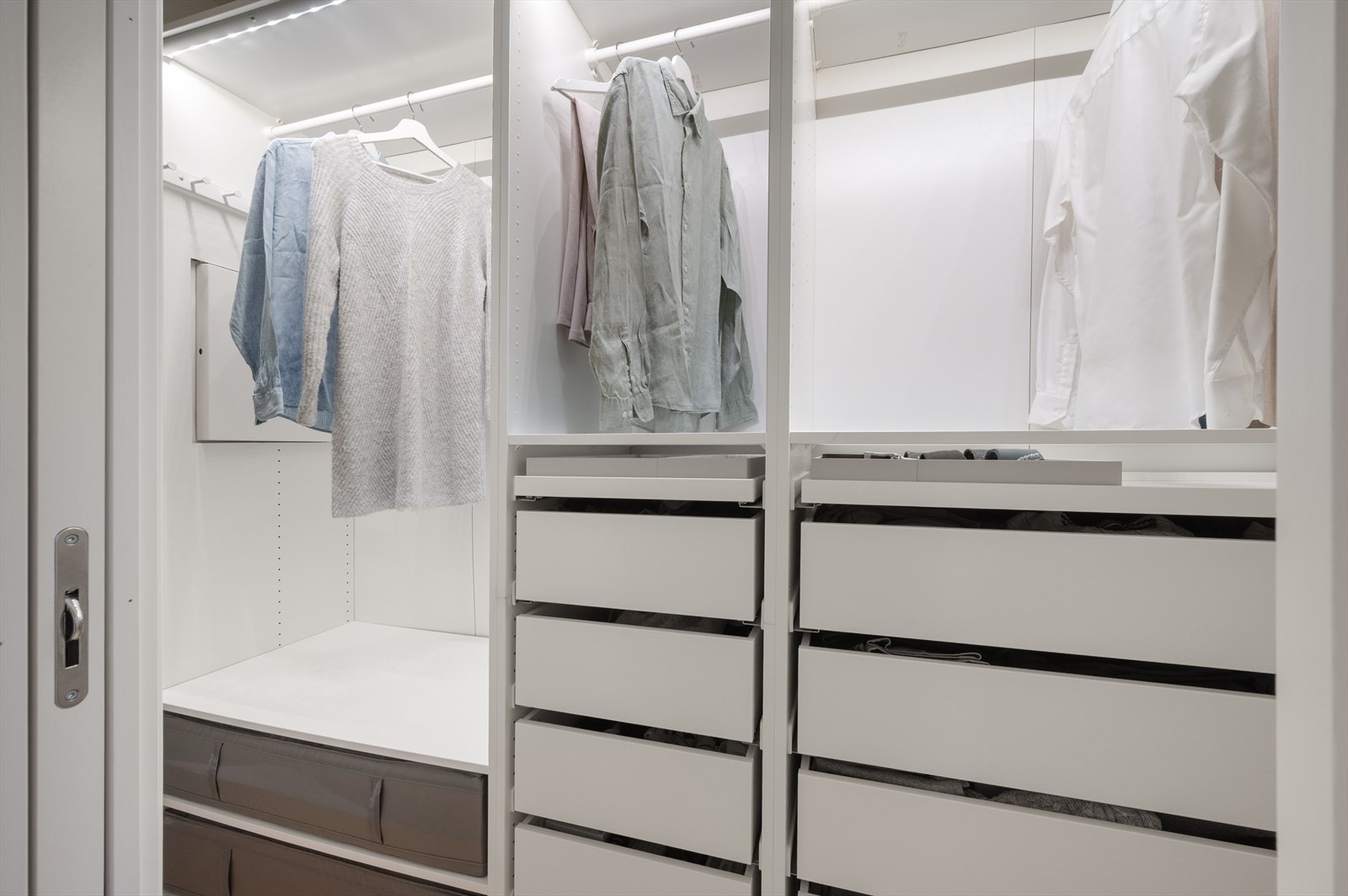 - Leiligheten har en bod i kjeller på 3m² - Galleribilde