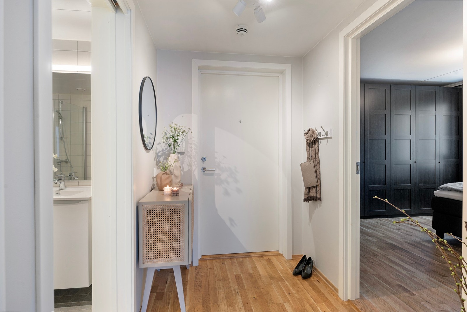 Lys og innbydende entré Galleribilde