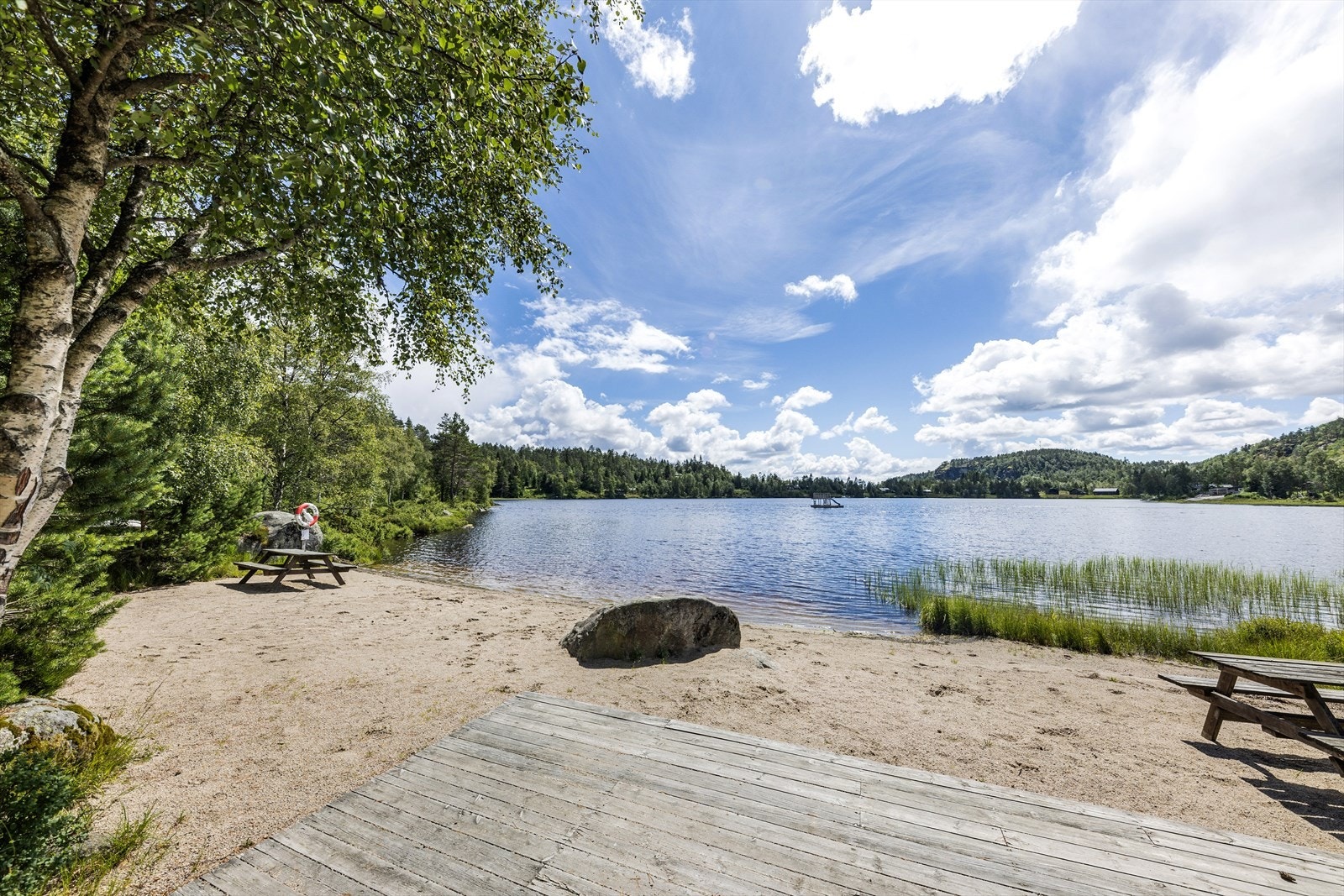 Badeplass ved Bjennvann - felles Galleribilde