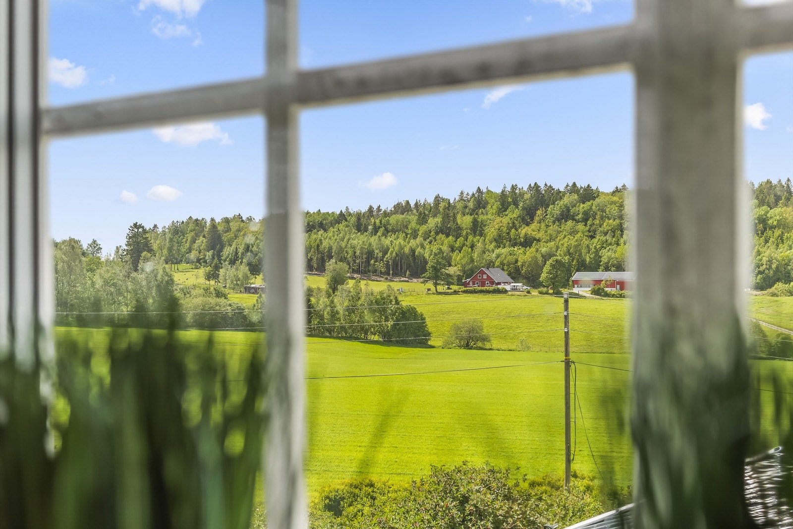 Koselig utsyn fra soverommet Galleribilde