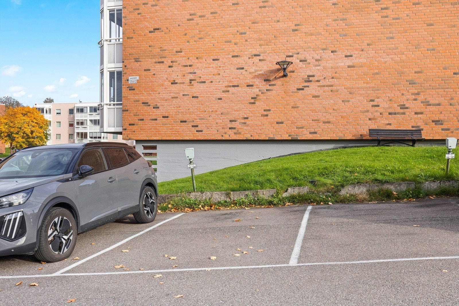 Fast p.plass Galleribilde