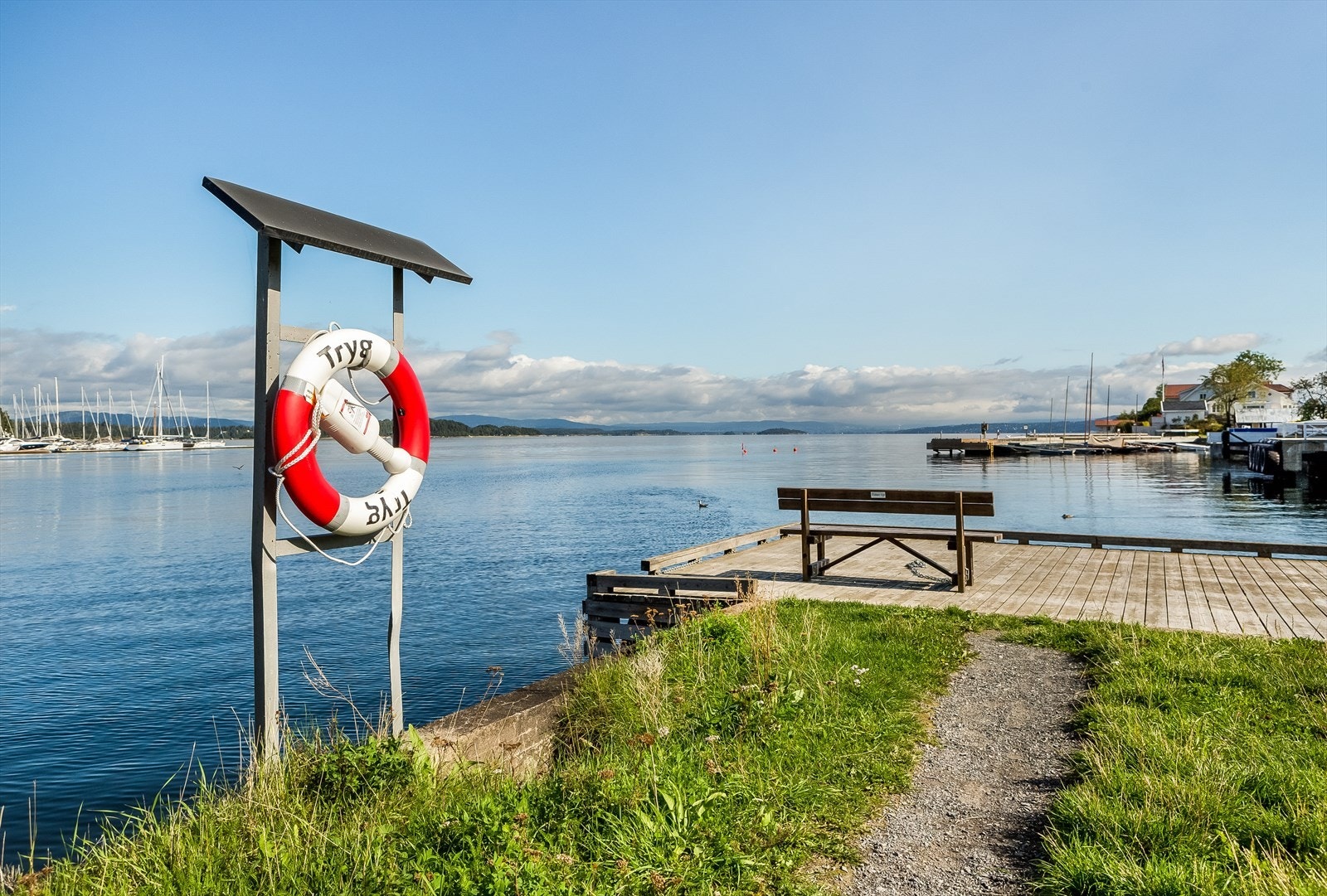 Det går hurtigbåt fra Vollen til Oslo. Galleribilde