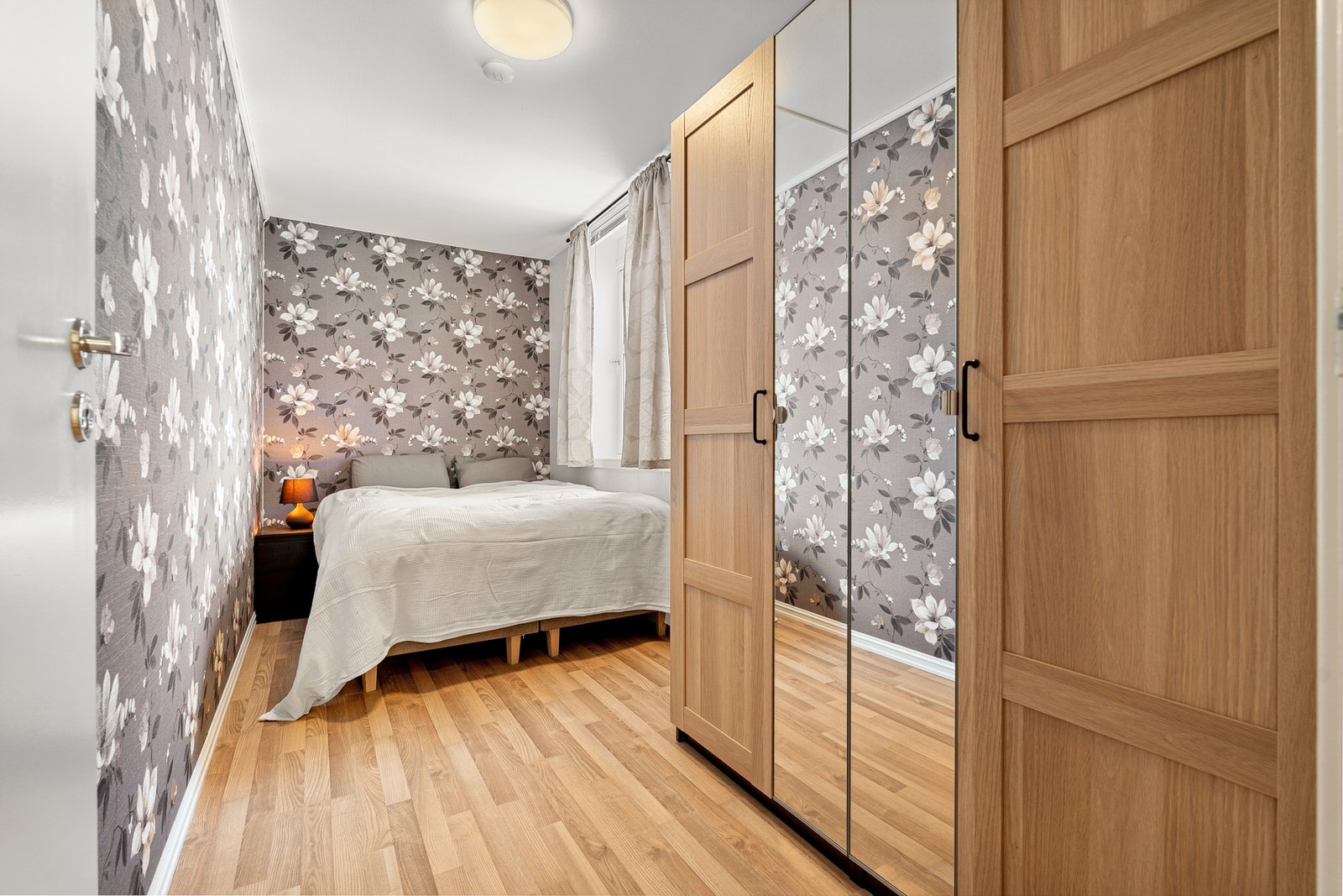 Garderobeløsningen medfølger i handelen. Galleribilde