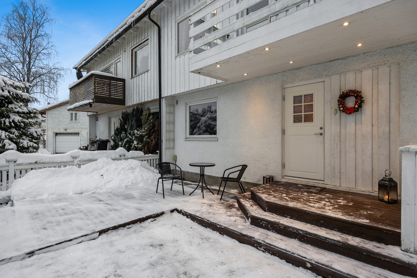 Pent opparbeidet og innbydende inngangsparti. Galleribilde