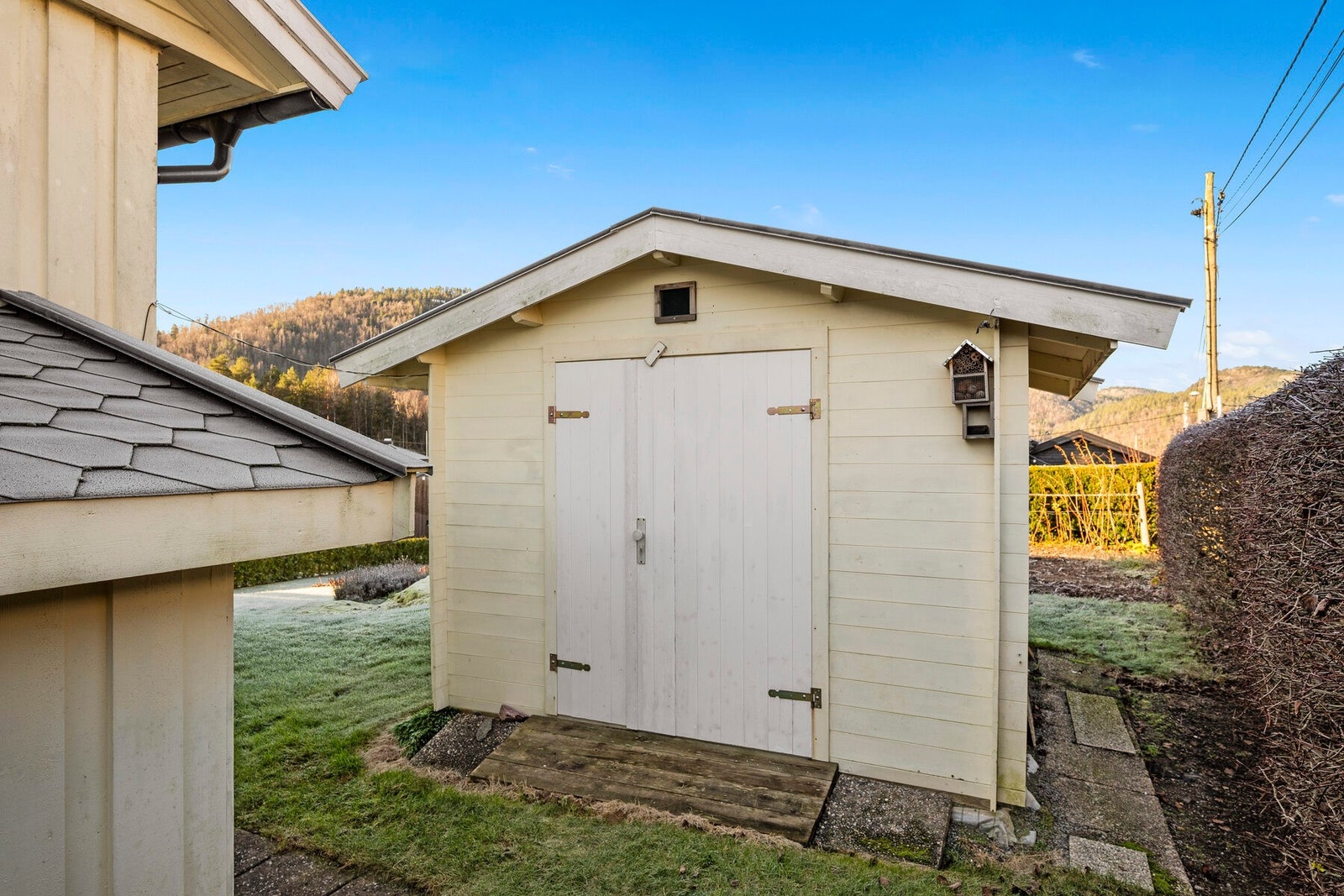 Utebod. Galleribilde