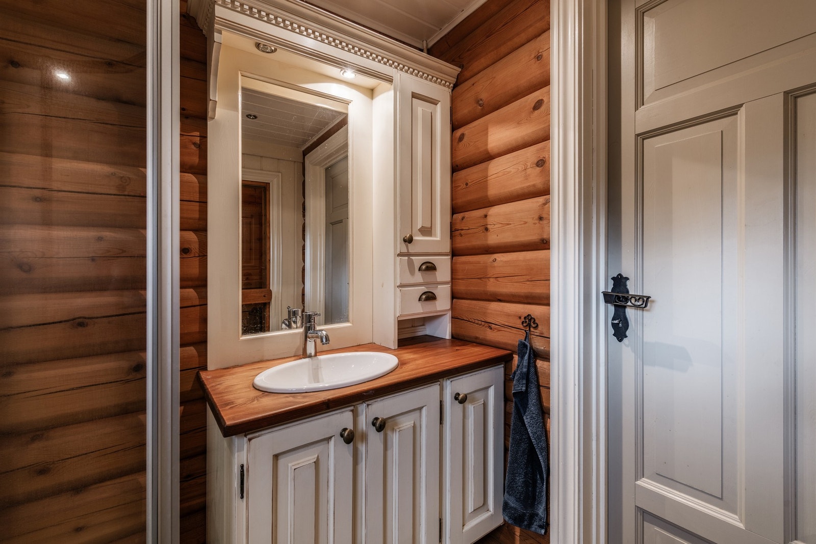 Bad 1 med badstue Galleribilde