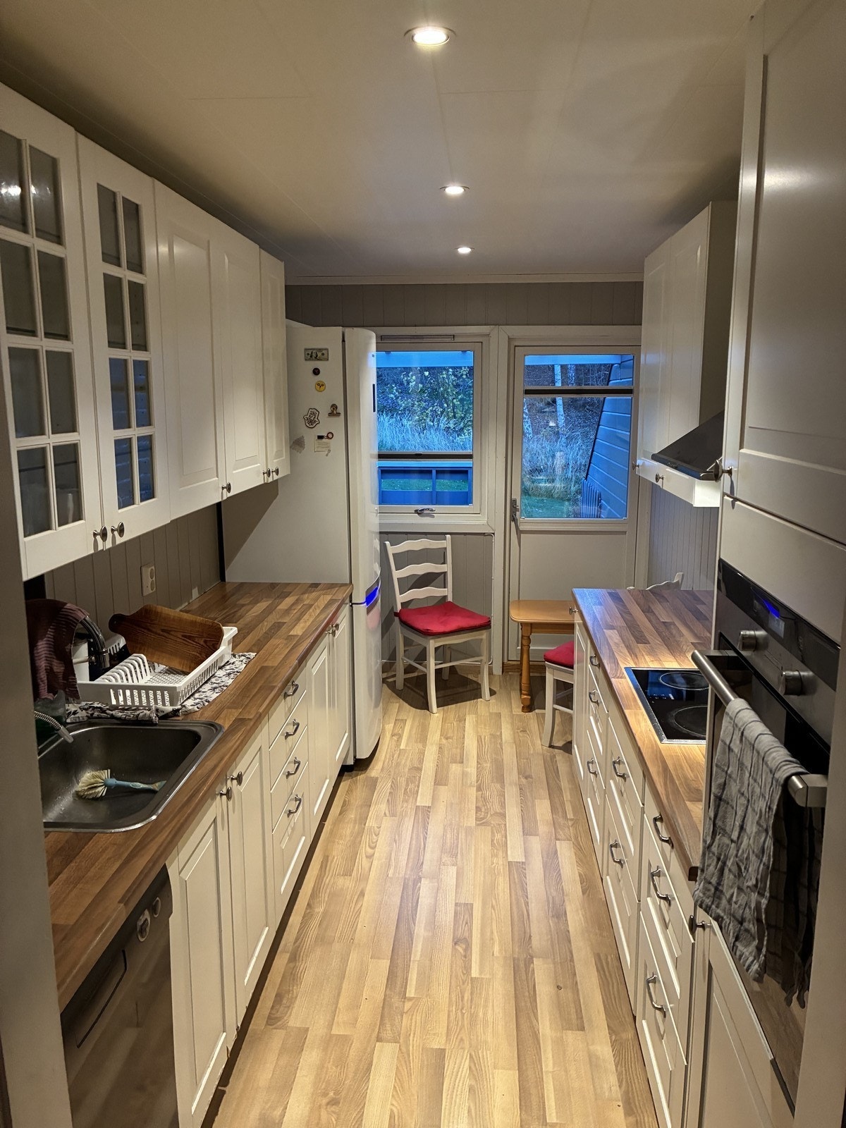 Kjøkken med utgang til terreasse Galleribilde