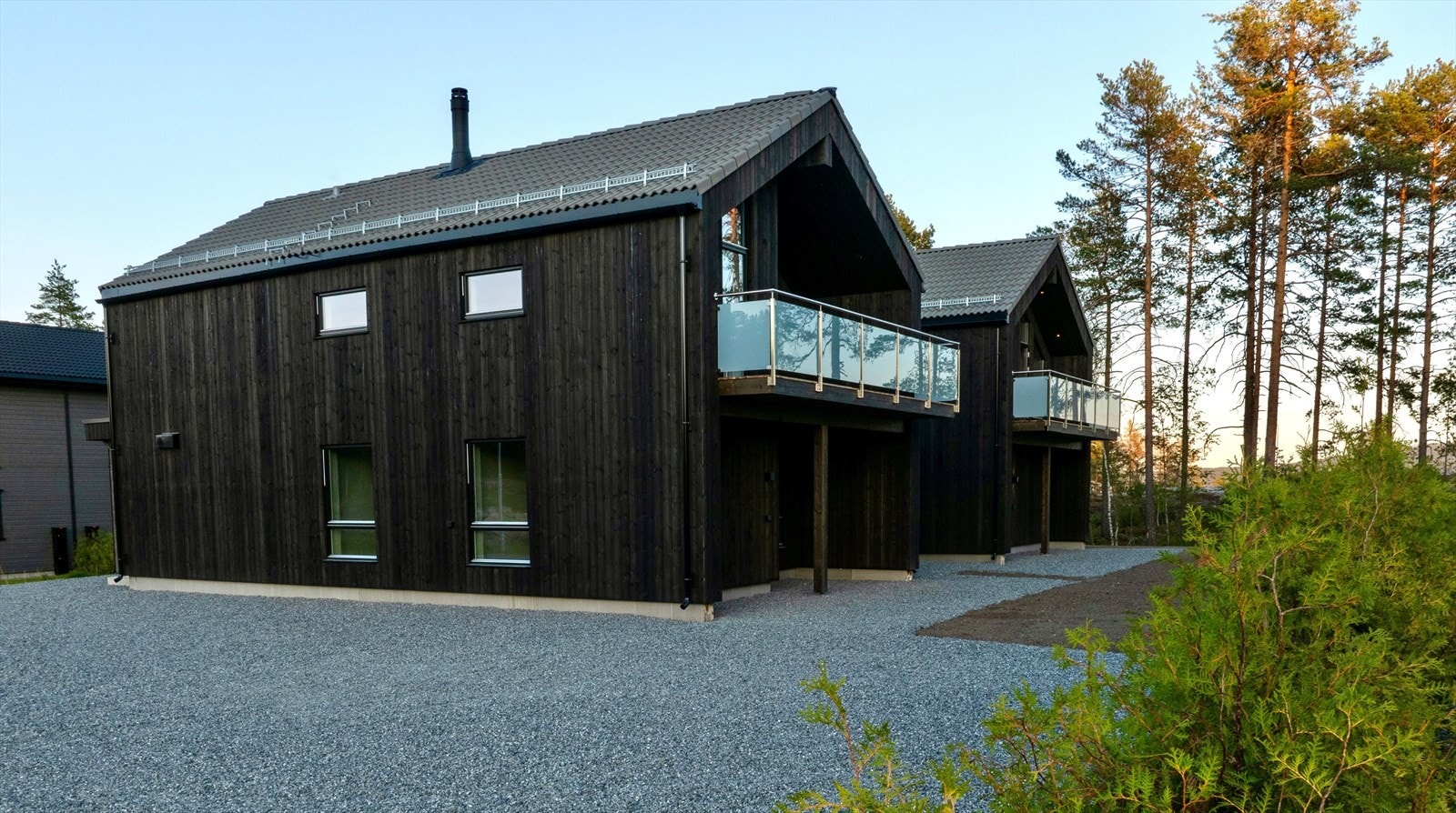 Flotte turmuligheter utenfor døren sommer og vinter! Galleribilde