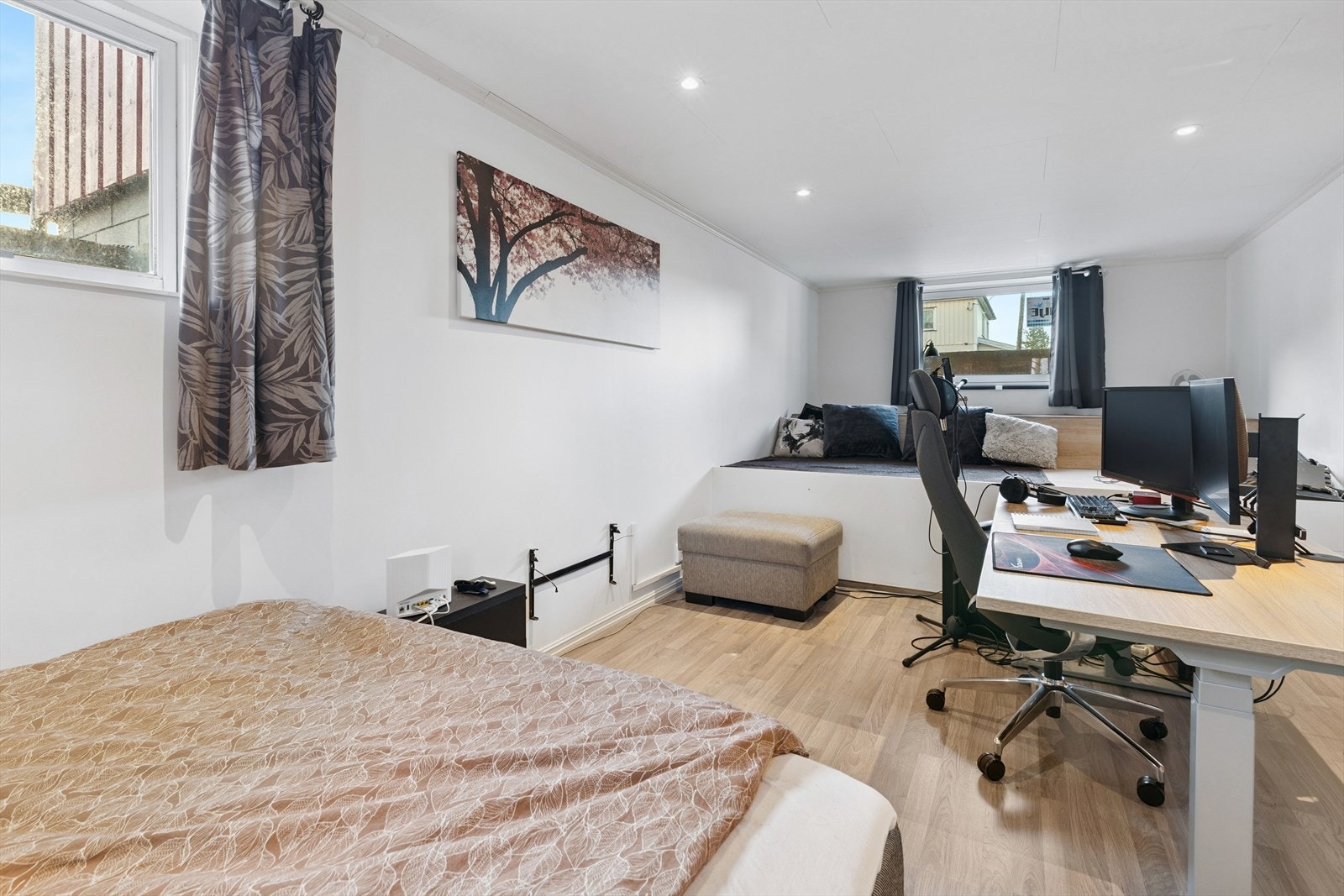 Underetasjen har et innredet rom som er benyttet som soverom. Galleribilde