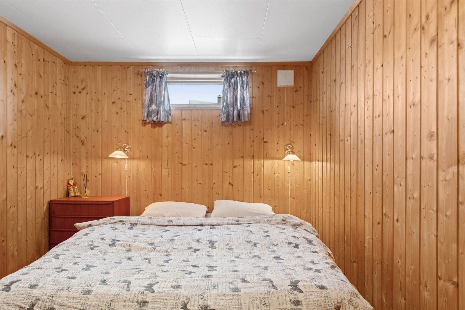 Rom i kjeller. Ikke godkjent soverom. Galleribilde