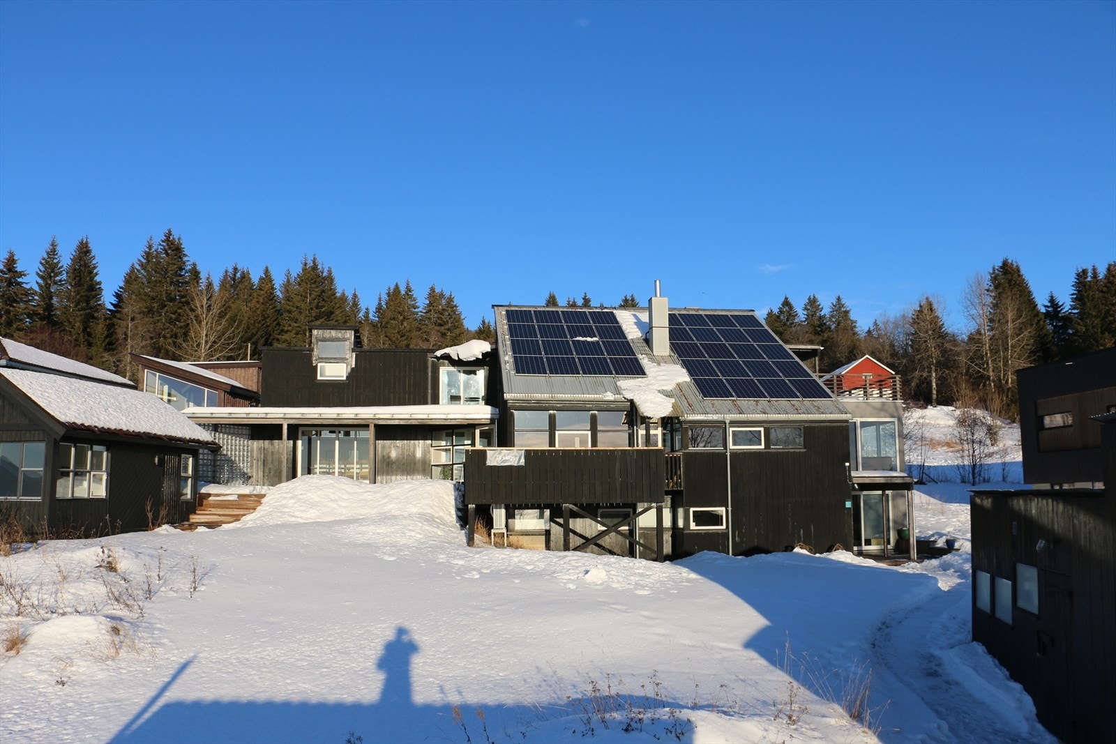 DNB Eiendom v/ Merete Fjeldavlie har gleden av å presentere Olasvevegen 21! Galleribilde