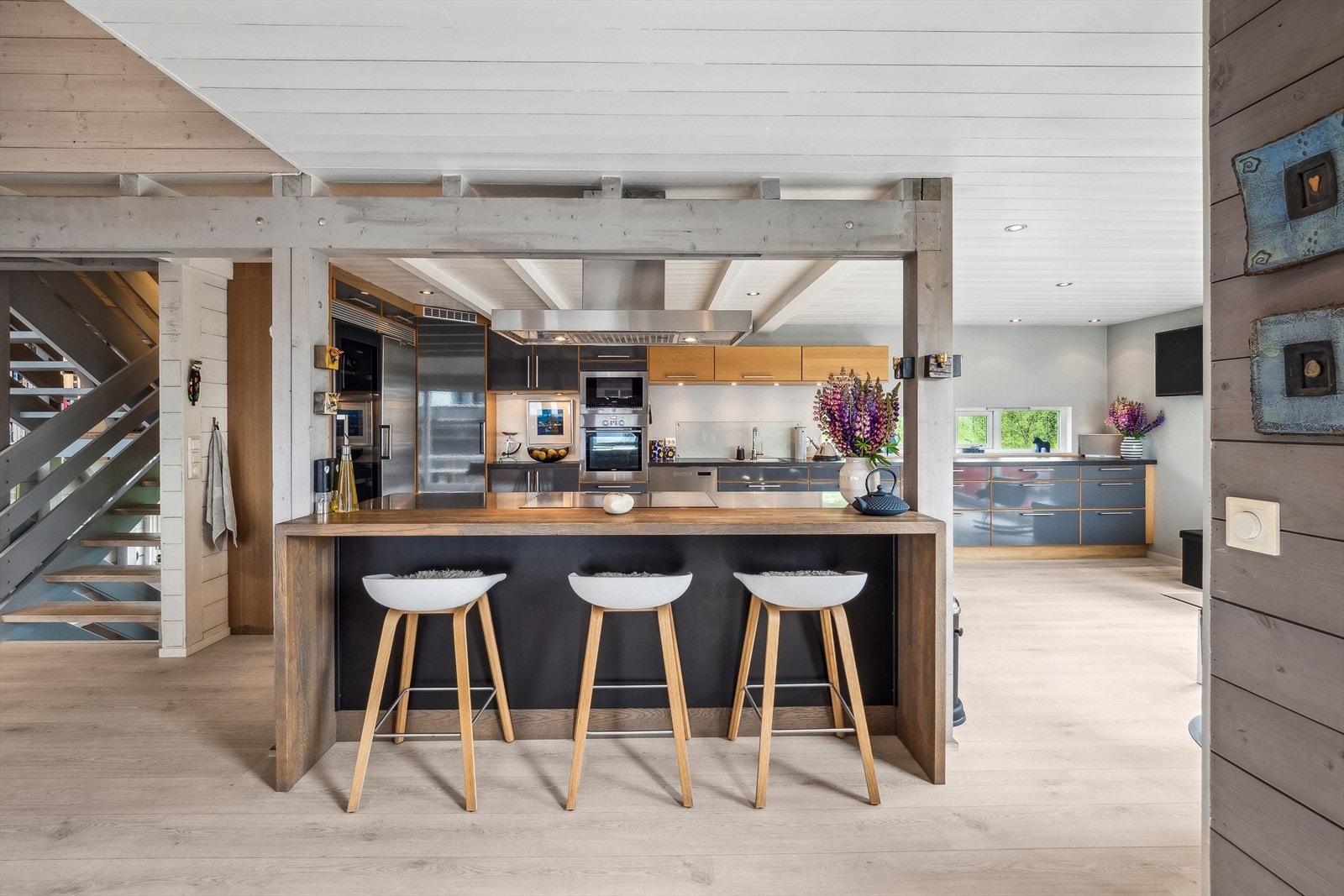 Praktisk kjøkkenøy. Galleribilde