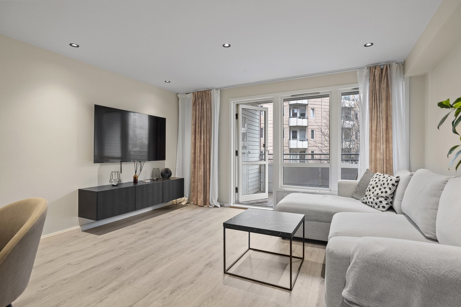 Varmtvann, fyring samt fiber inkludert i felleskostnadene Galleribilde