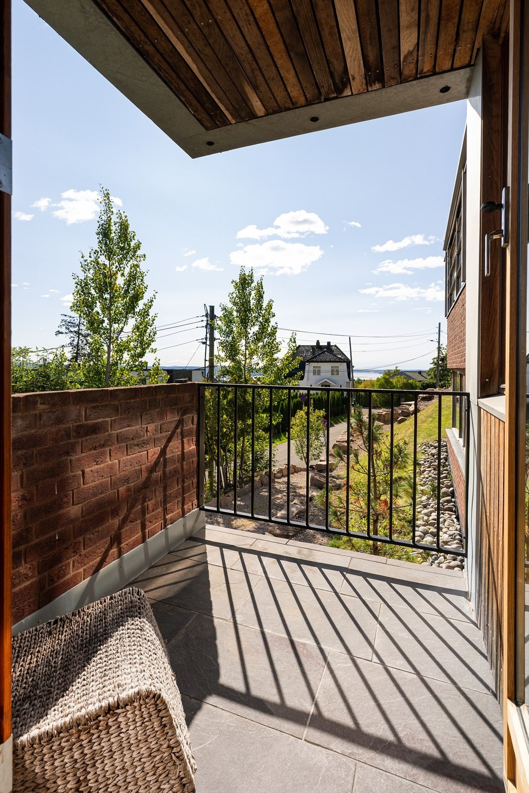 Balkong med utgang fra soverom. Galleribilde