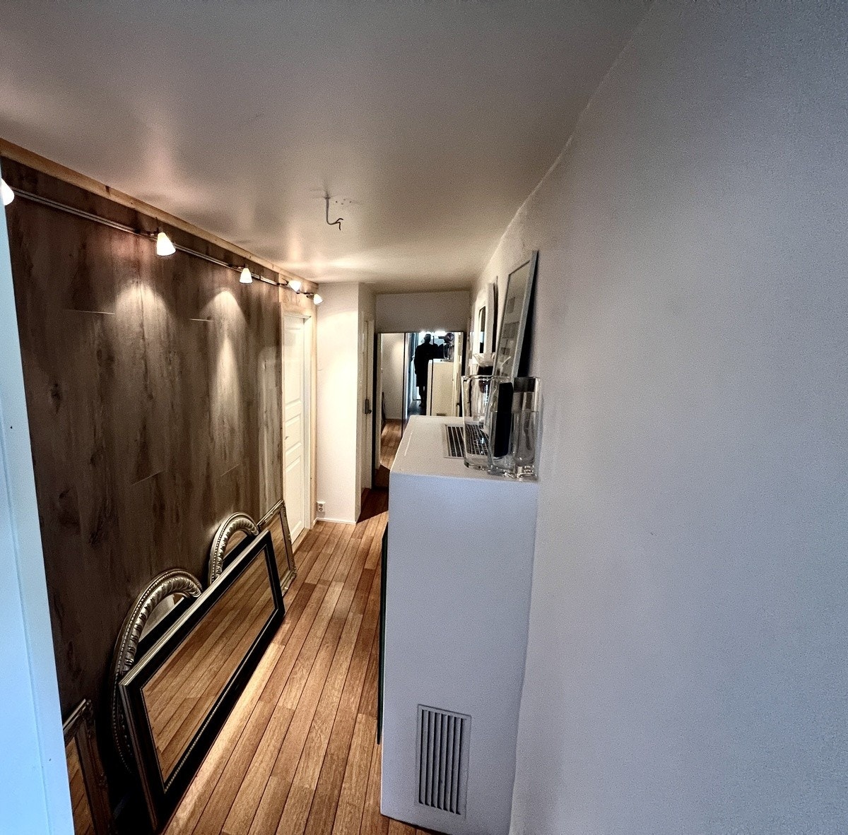 Gang til soverom og bad Leil 1. Galleribilde