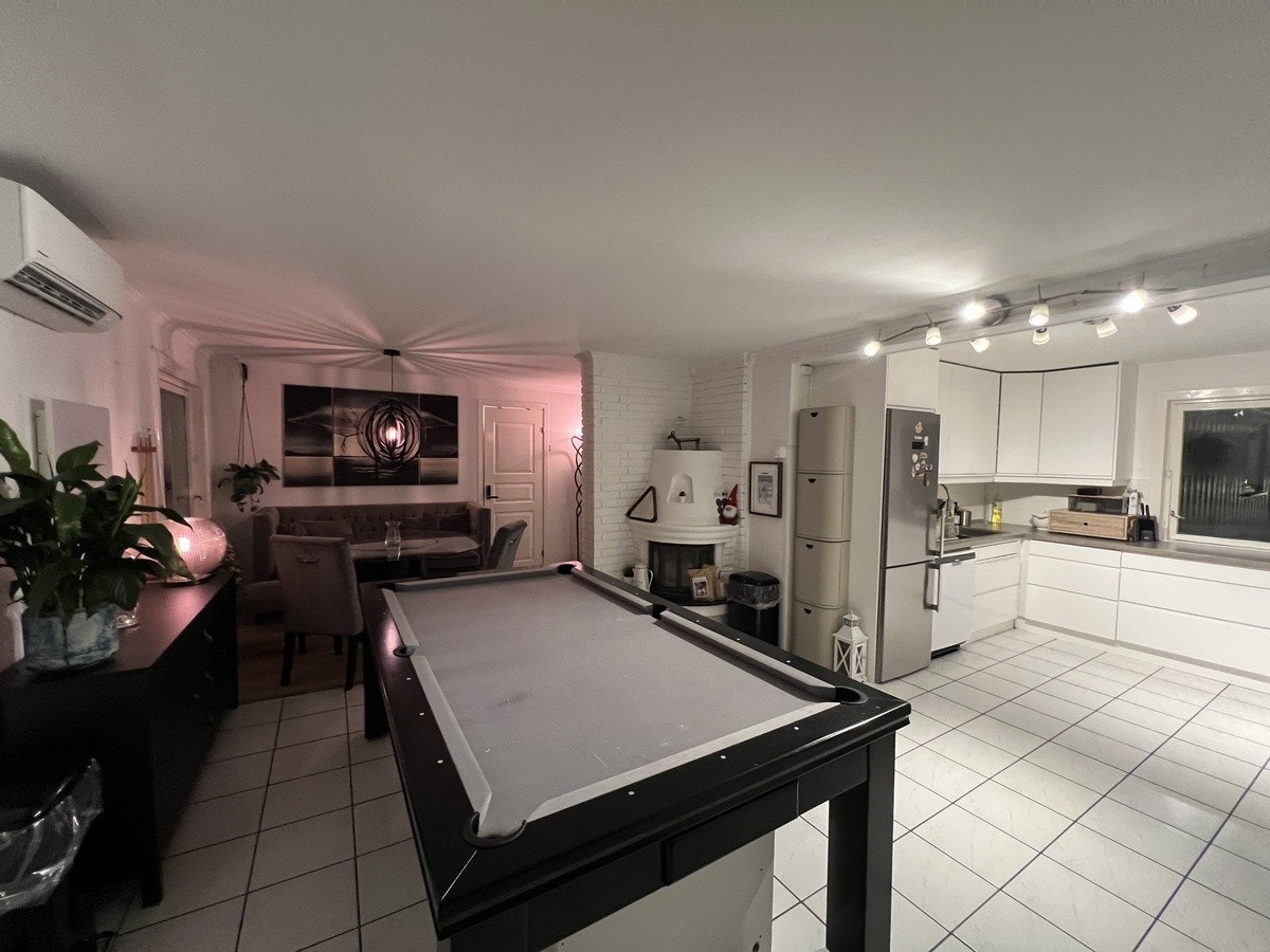 Kjøkken, spillrom og spisebordskrok leil 2 :D Galleribilde