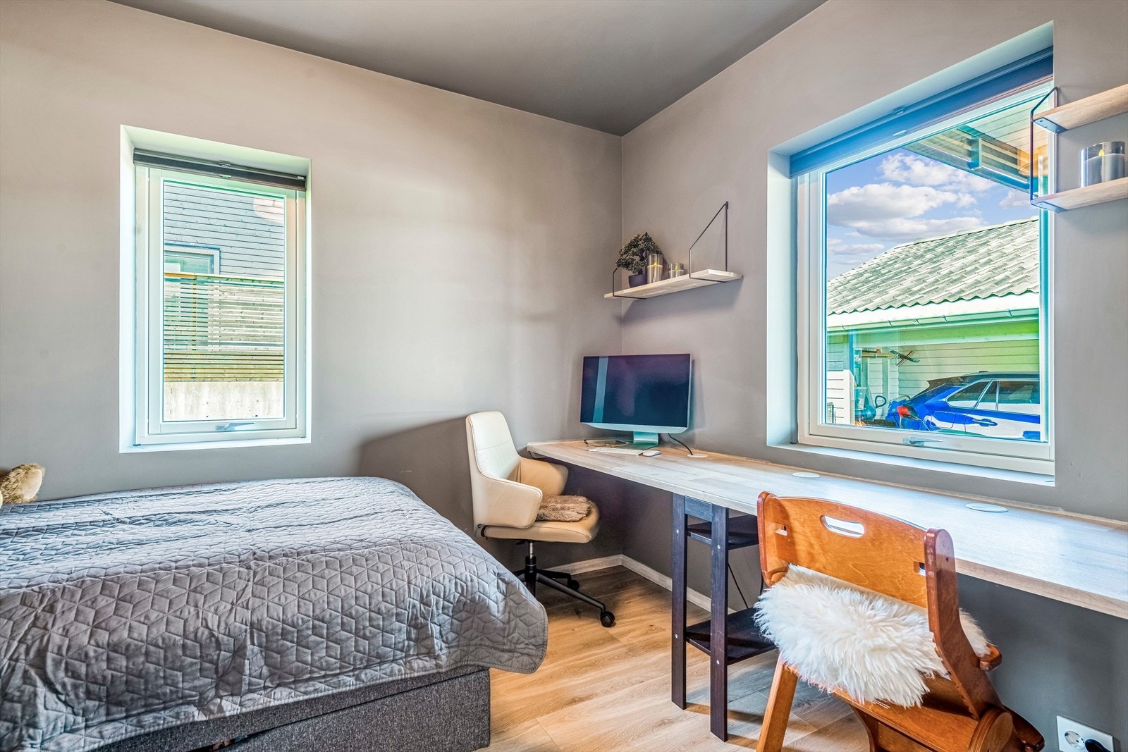 Rommene i sokkeletasjen er fleksible og kan innredes som soverom, kontor eller gjesterom. Galleribilde