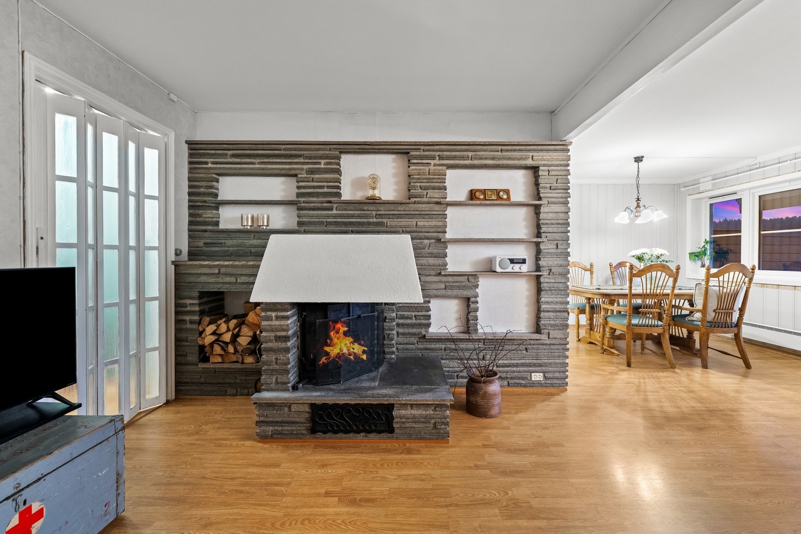 På kalde vinterkvelder står den lekre peisen for både varme og hygge. Galleribilde