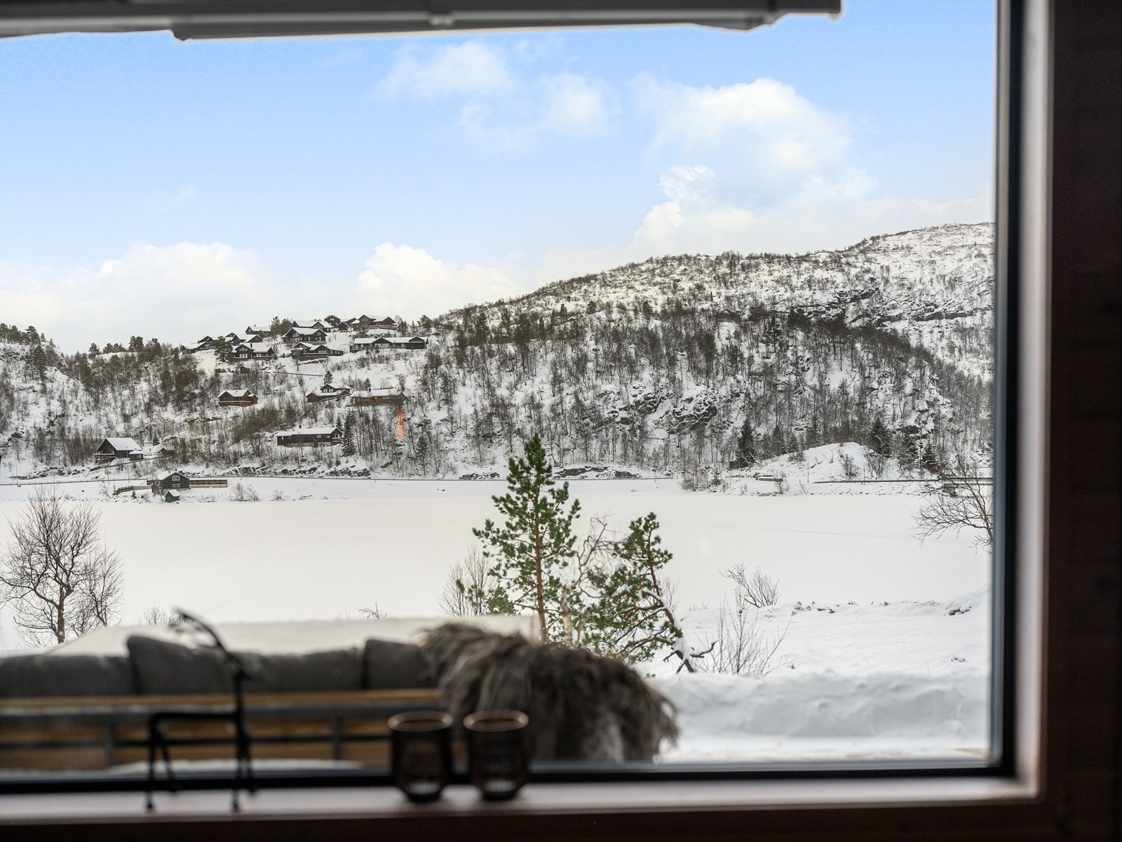 Utsikt fra stua Galleribilde