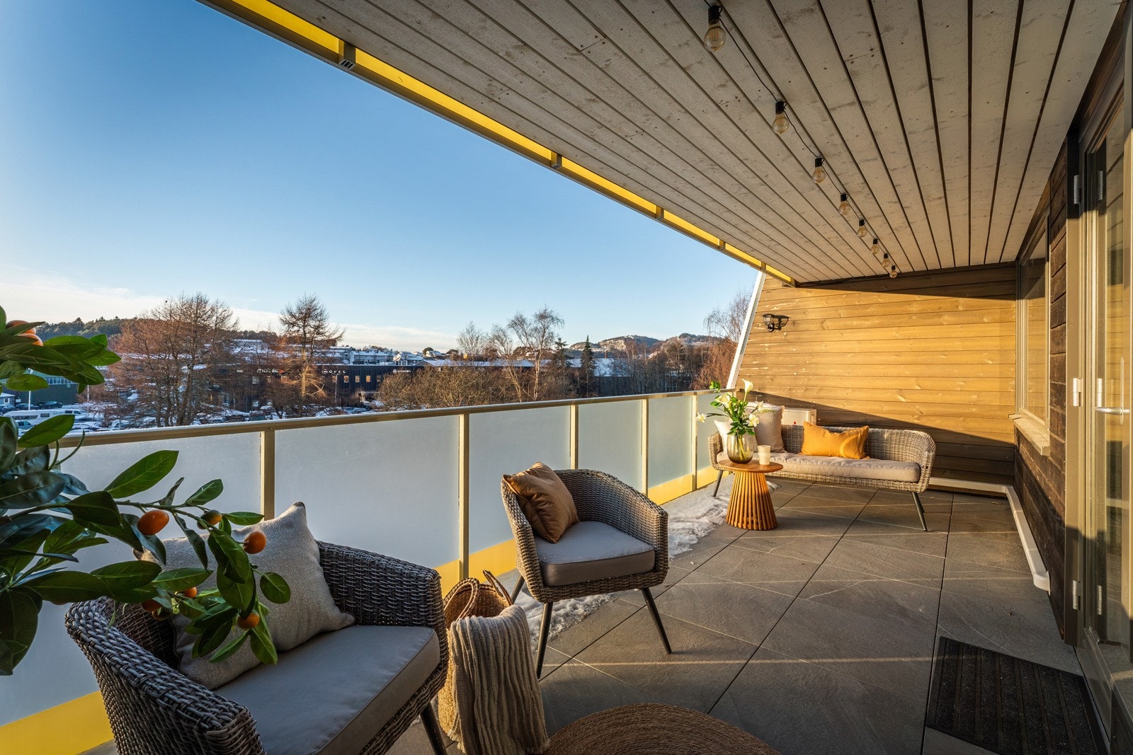 Her kan du nyte svært gode solforhold og en luftig utsikt Galleribilde