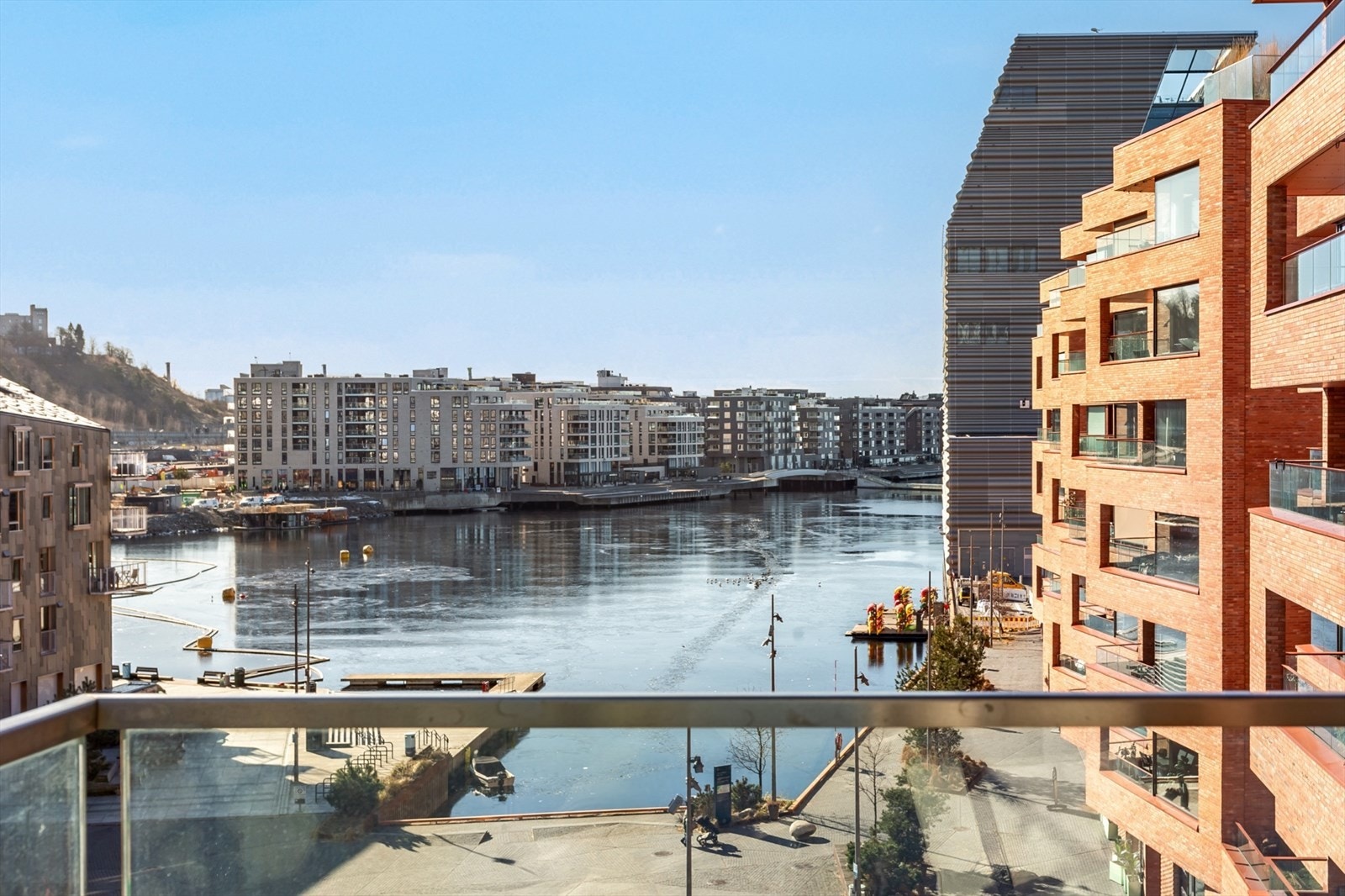 Velkommen til Operagata 24! Boligen er presentert av Nordvik avd. Frogner ved Kristian Karlsrud Galleribilde