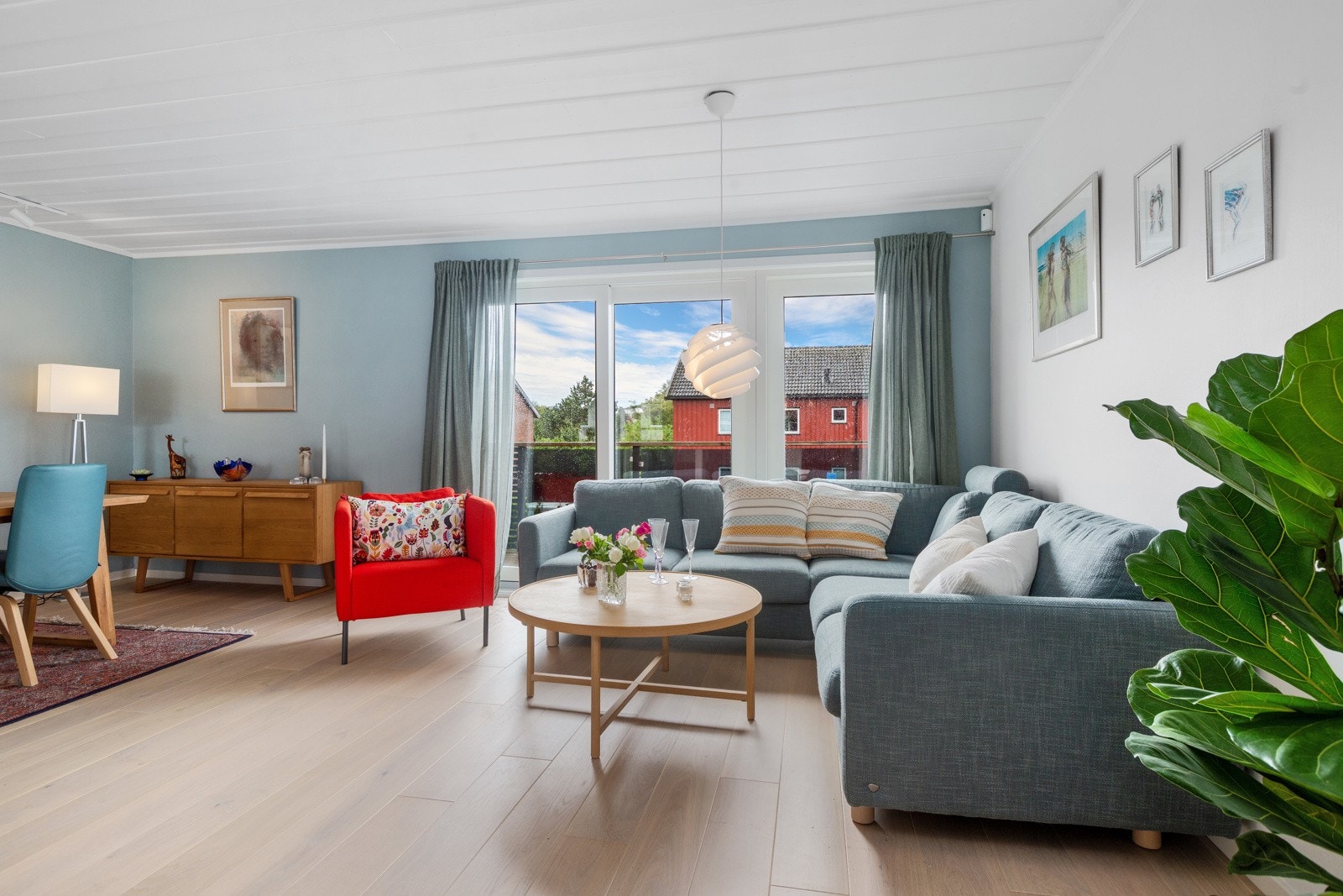 Lys fin stue Galleribilde