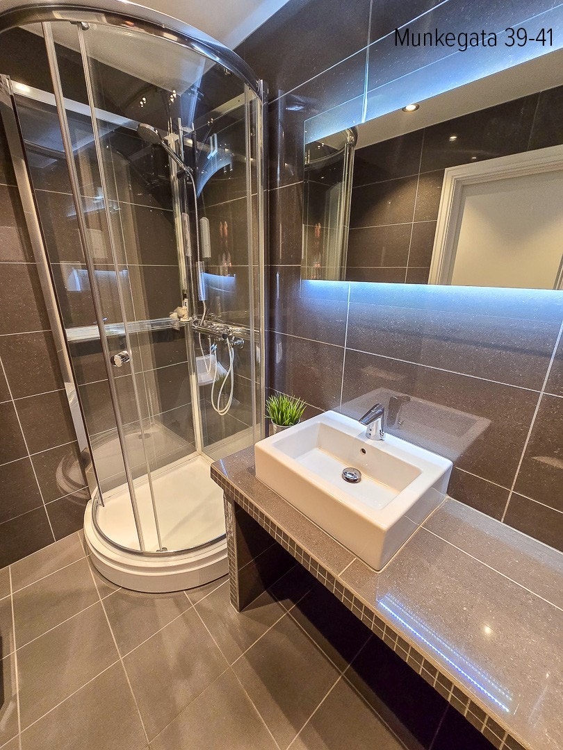WC med dusj - Munkegata 39/41. Galleribilde