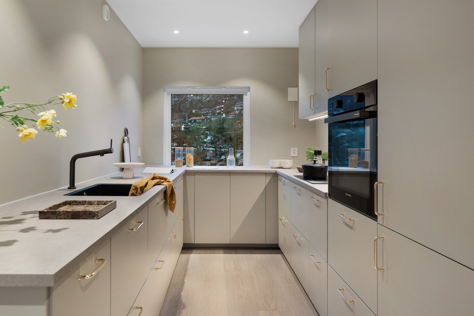 Lekkert og stilrent kjøkken, med et areal på 8,1 m². Galleribilde