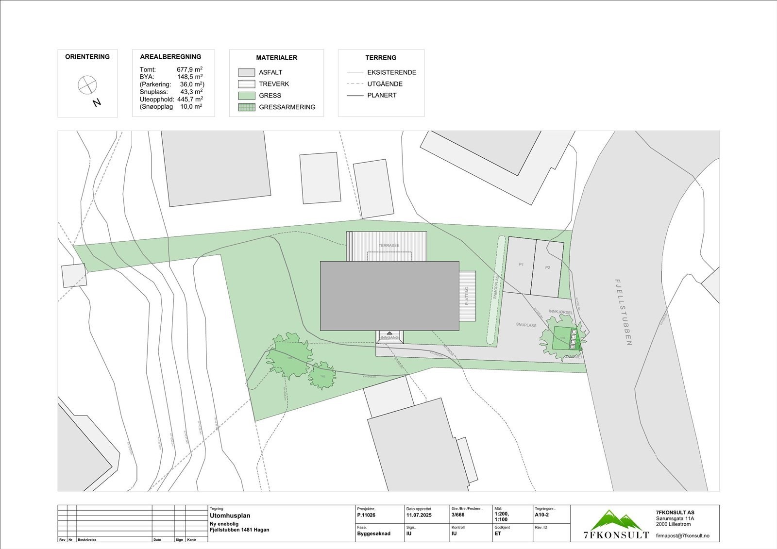 Boligen byr på flere innbydende uteplasser, perfekt integrert i arkitekturen for å skape lune og private soner. Den skjermede hagen og terrassen gir optimale forhold for sol, samtidig som de sikrer privatliv. Galleribilde