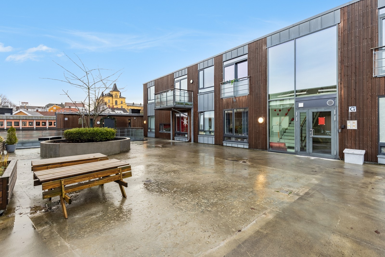 Inngangspartiet til fellesinngang for leilighetene Galleribilde