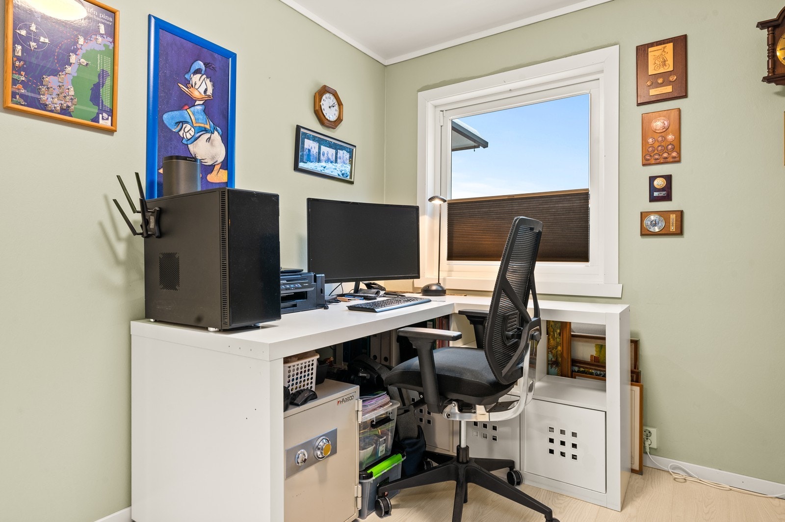 Det tredje soverommet egner seg godt som kontor eller gjesterom. Galleribilde