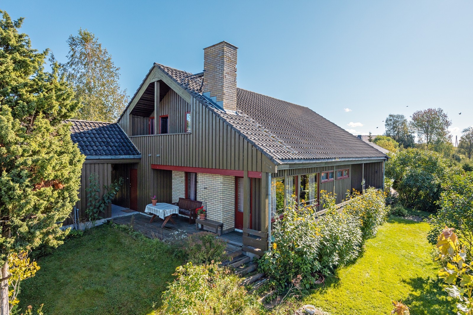 Det er også etablert rikelig med fine uteplasser slik at godværsdagene kan nytes. Galleribilde