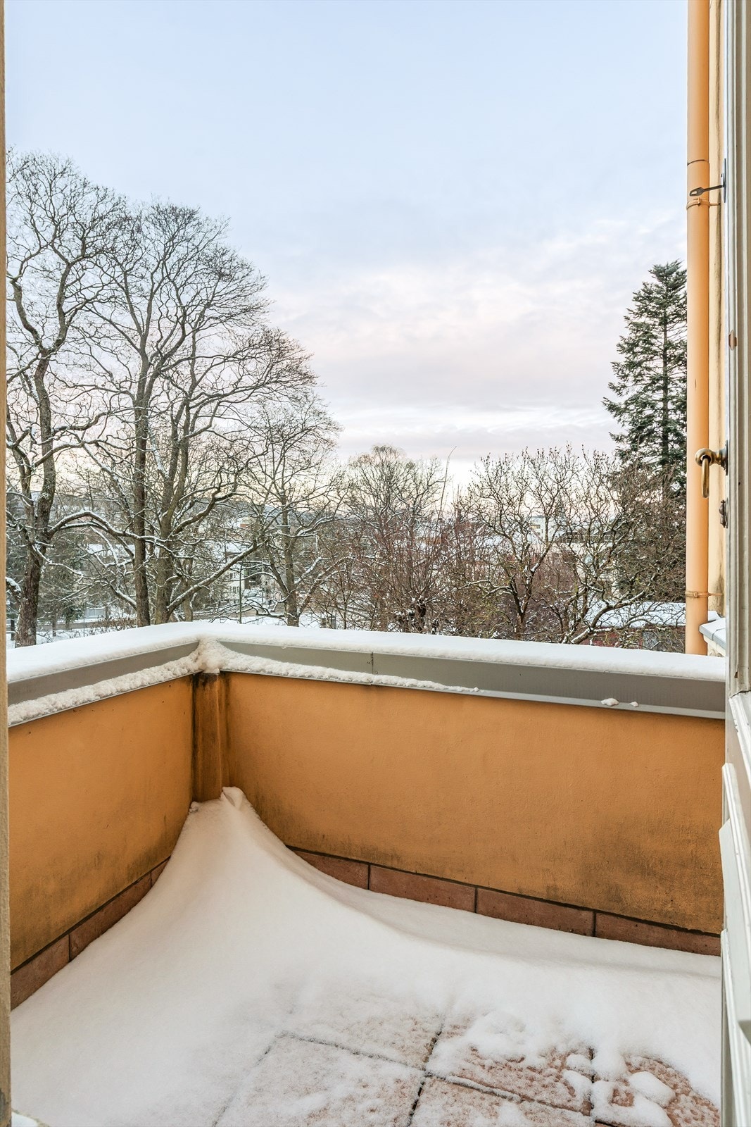 Balkong ut fra spisestue Galleribilde