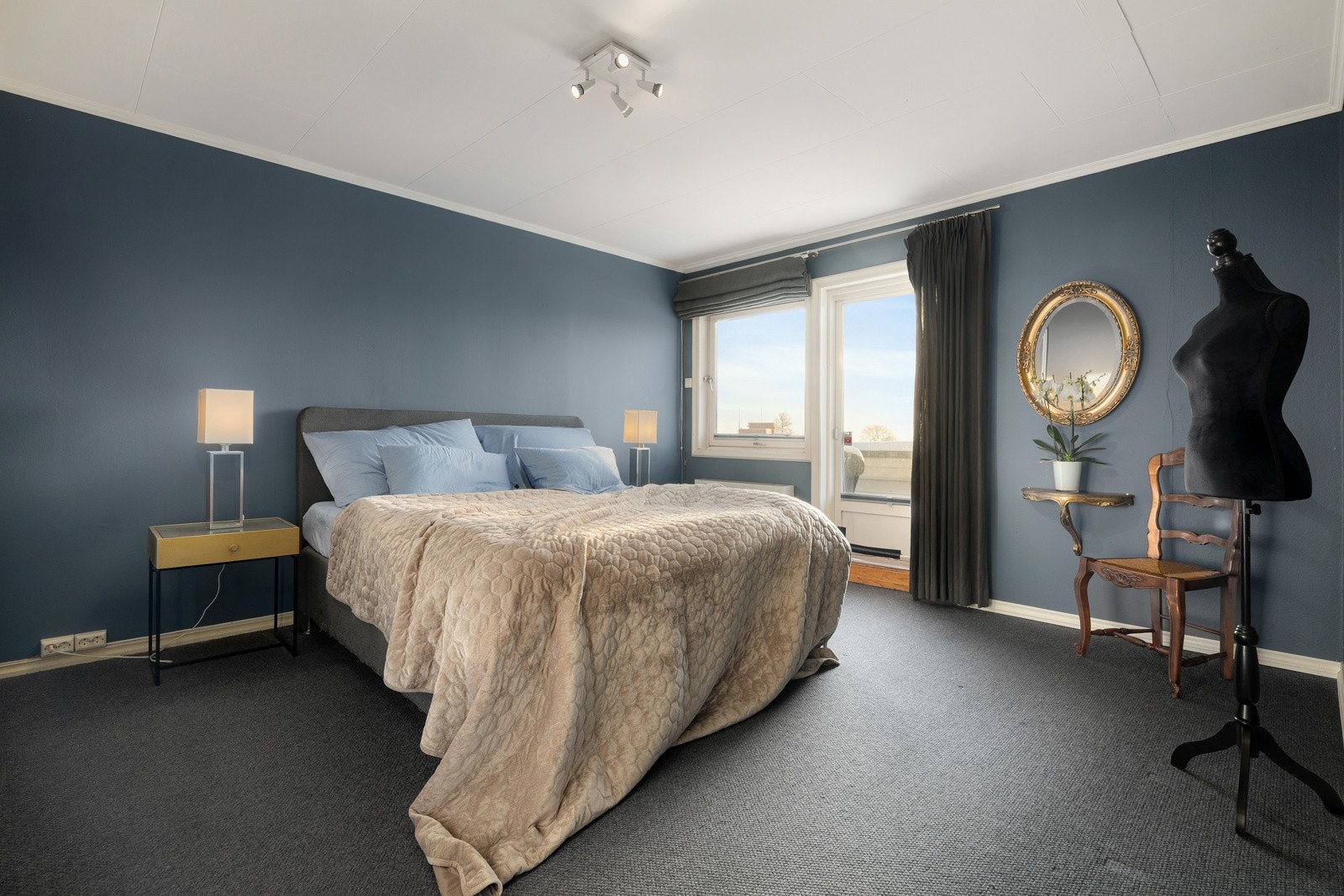 Boligen har tre soverom i andre etasje. Galleribilde