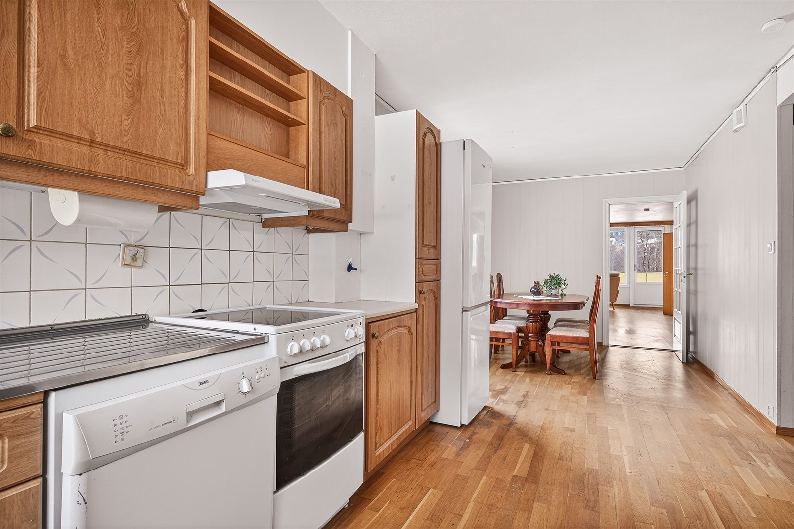 Leiligheten er gjennomgående, og har vinduer både mot øst og vest. Galleribilde