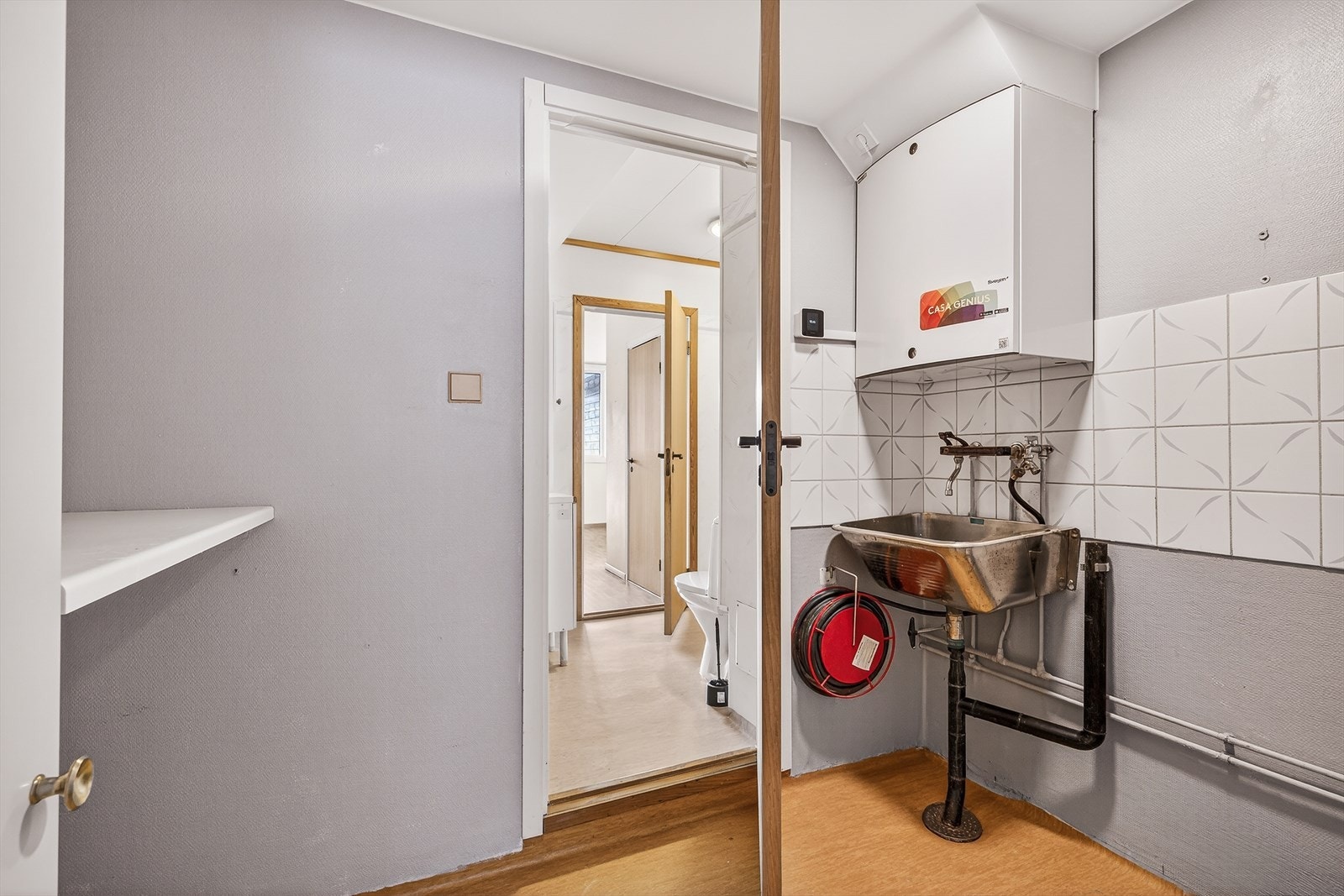 Vaskerom Galleribilde