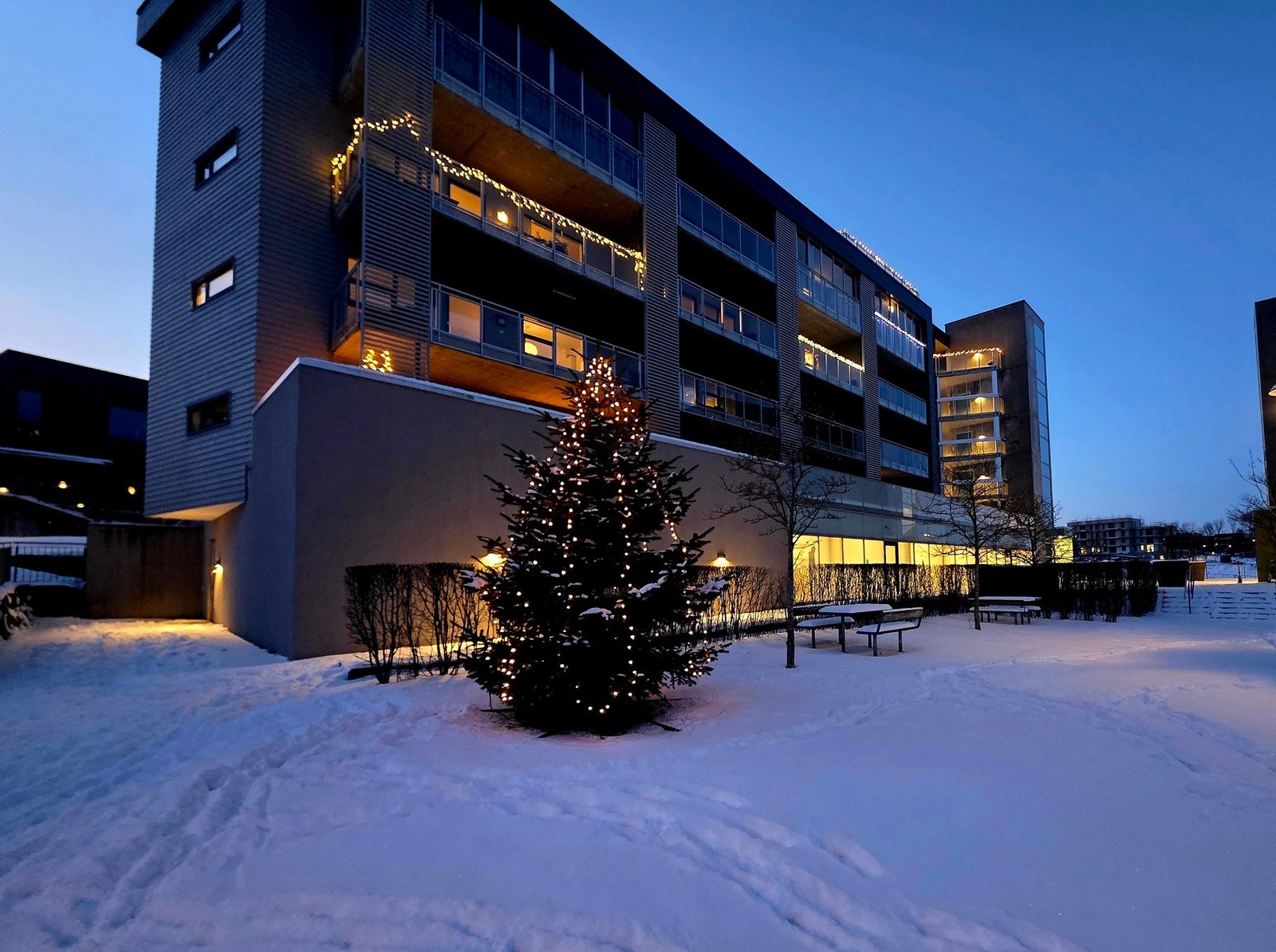 Leilighet som ligger utmerket plassert i kort avstand fra Hinna Park, mellom Stavanger og Forus. Galleribilde