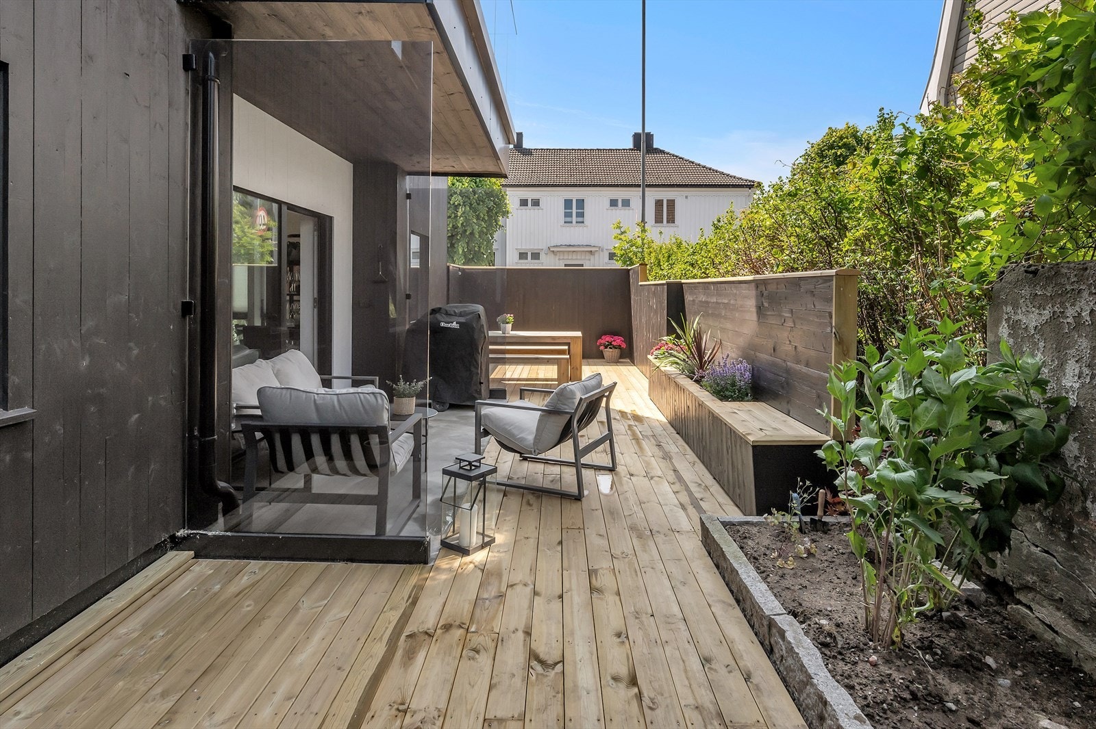 Godt utnyttet og skjermet mot veien. Galleribilde