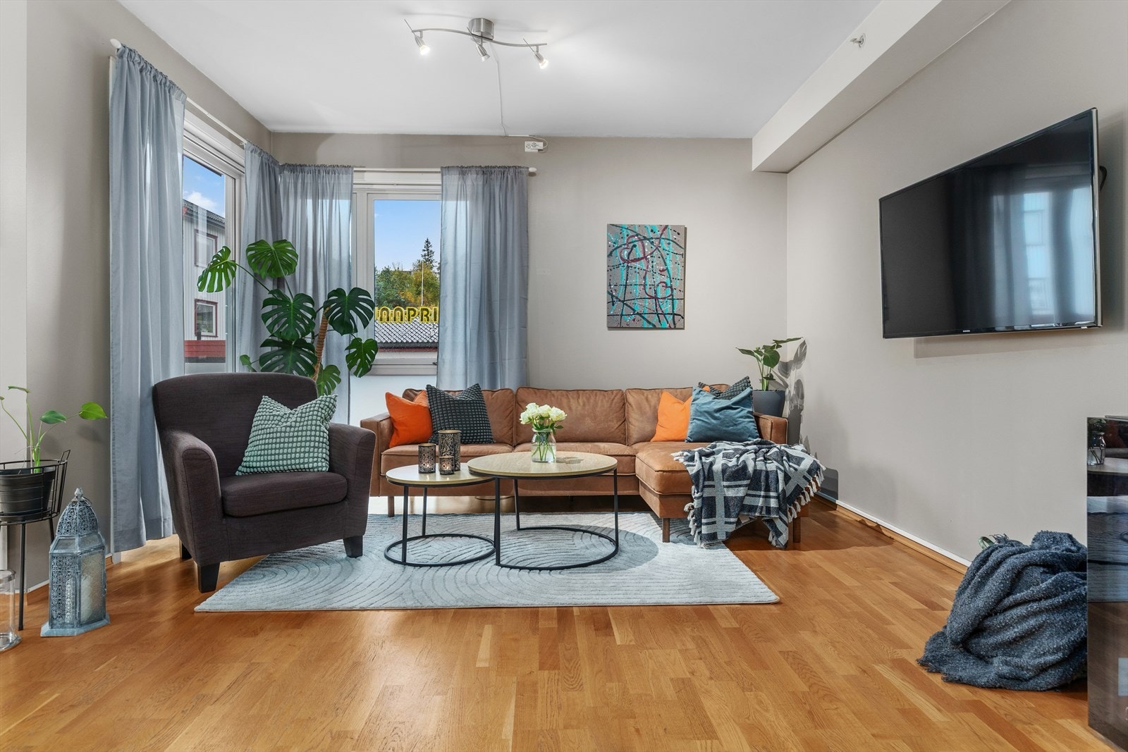 Boligen byr på moderne kvaliteter, med blant annet balansert ventilasjon som er vurdert til TG1 av takstmann. Galleribilde