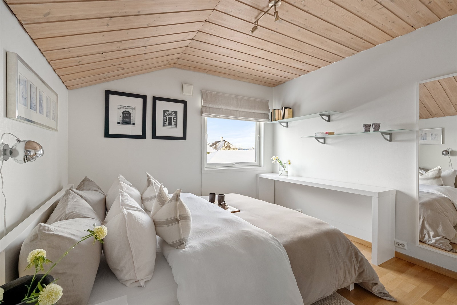 Soverom nr 2. Galleribilde