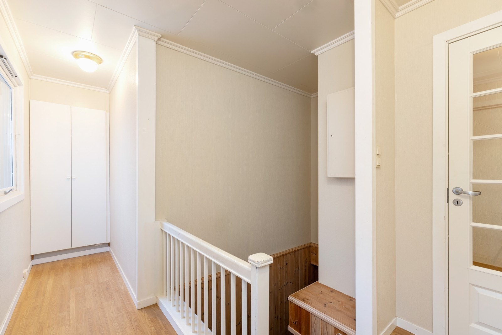 Videre ned til underetasjen. Galleribilde