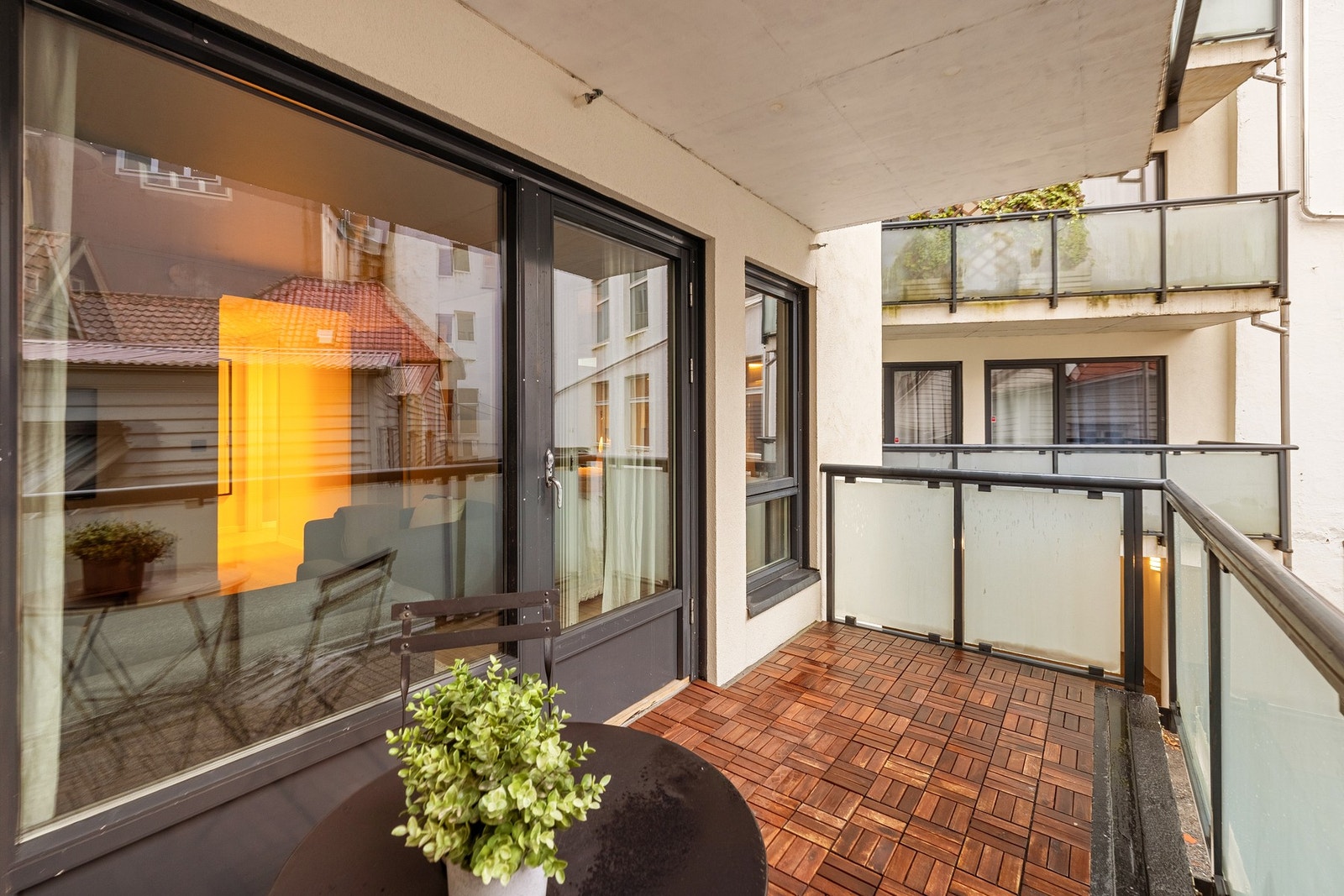 Her kan det møbleres med sittegruppe eller annet ønskelig møblement. Galleribilde