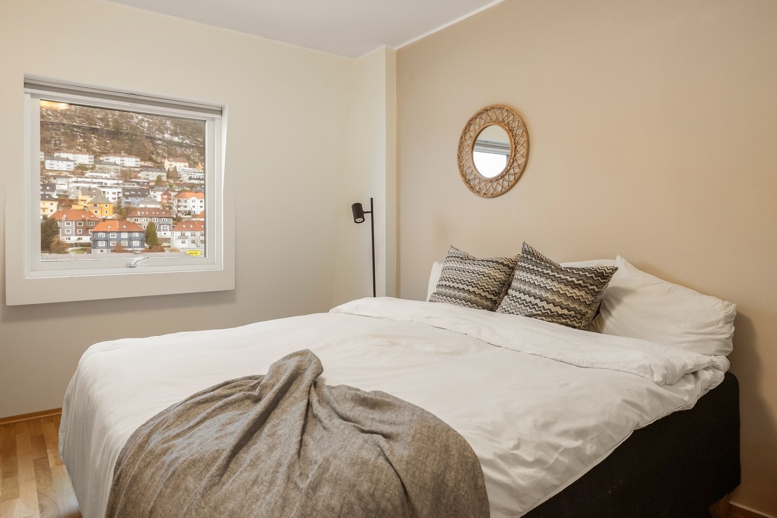 Soverommet måler hele 13,4m² Galleribilde