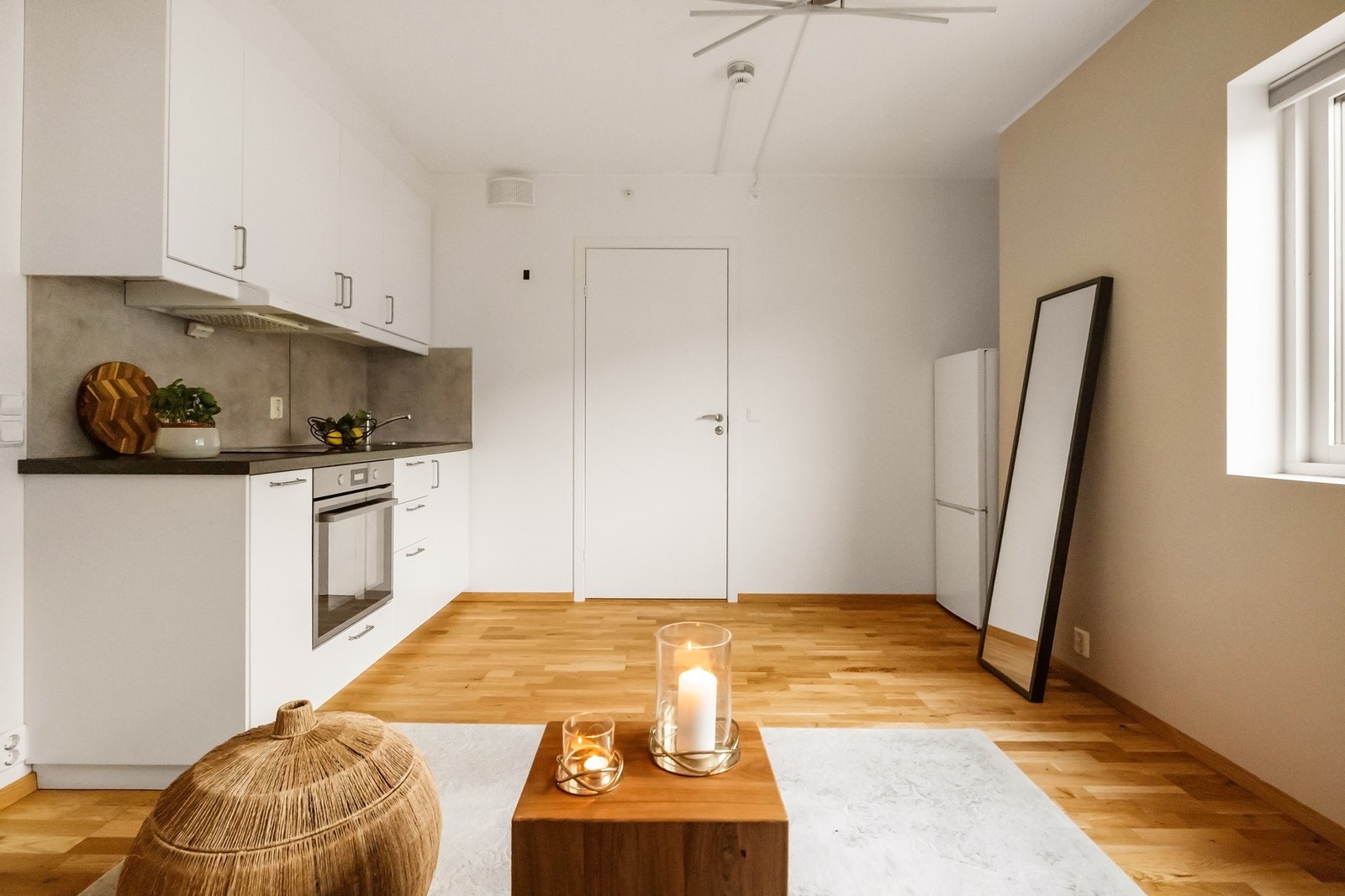 Her har man også plass til en liten spisegruppe dersom ønskelig Galleribilde