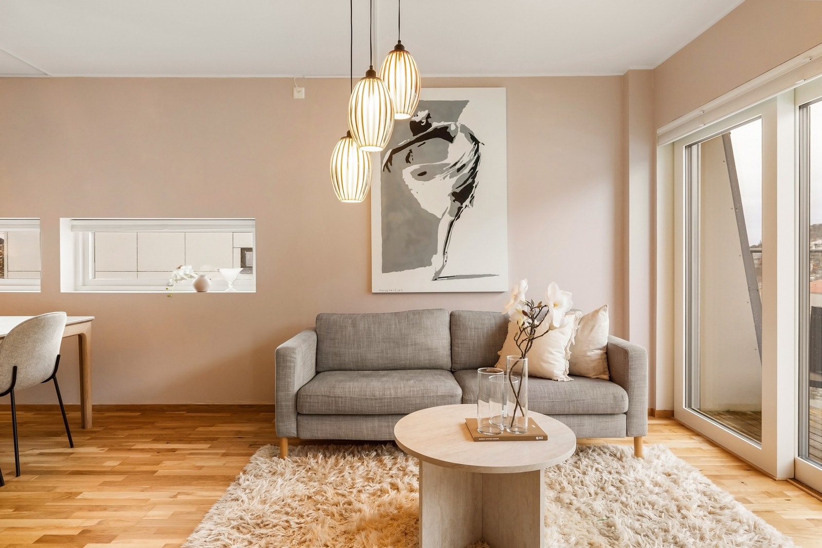 Det er balansert ventilasjon i boligen med varmegjenvinning som bidrar til lave strømkostnader Galleribilde