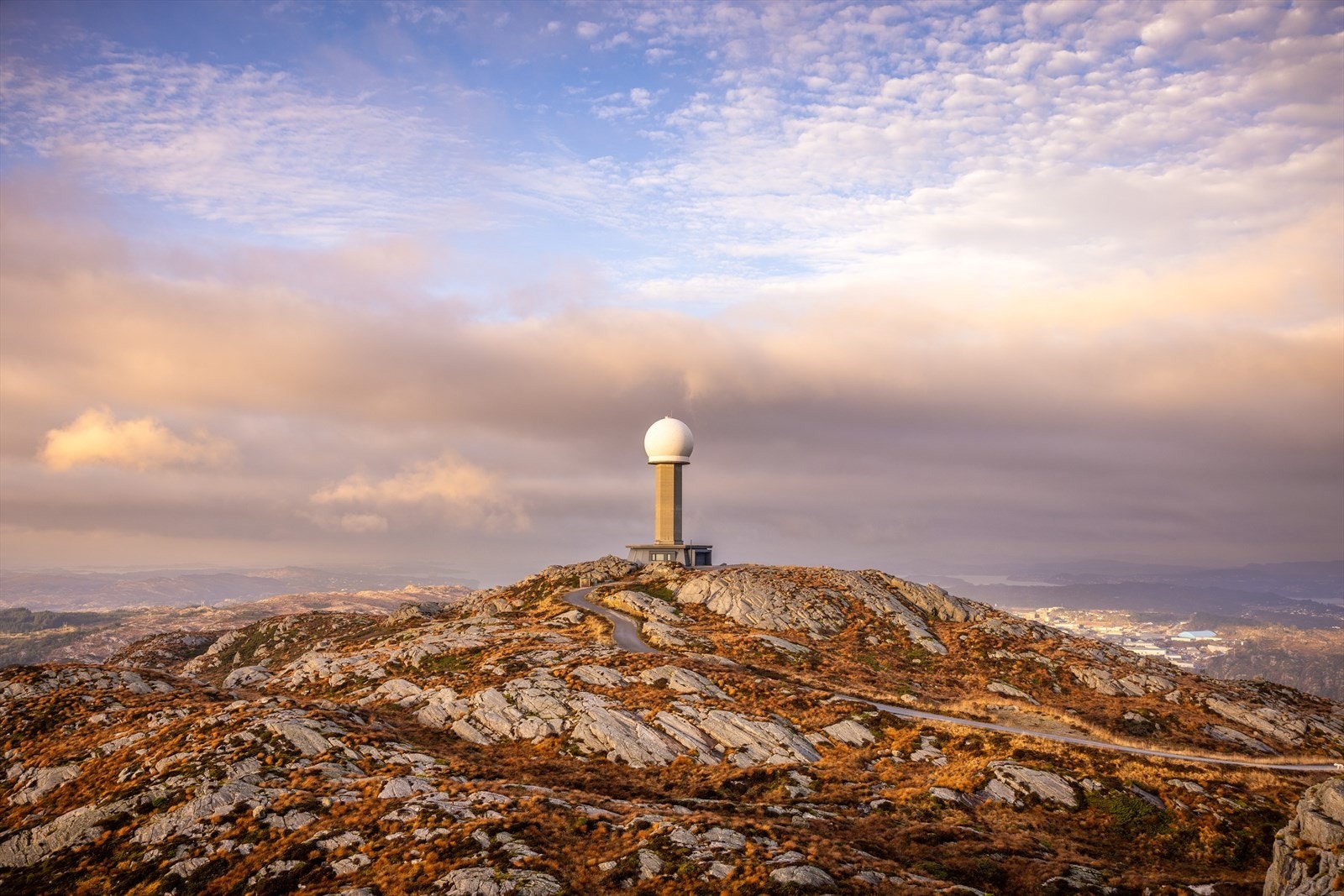 Flotte turmuligheter i nærområdet, blant annet til Liatårnet med storslagen utsikt samt flere lokale turstier. Galleribilde