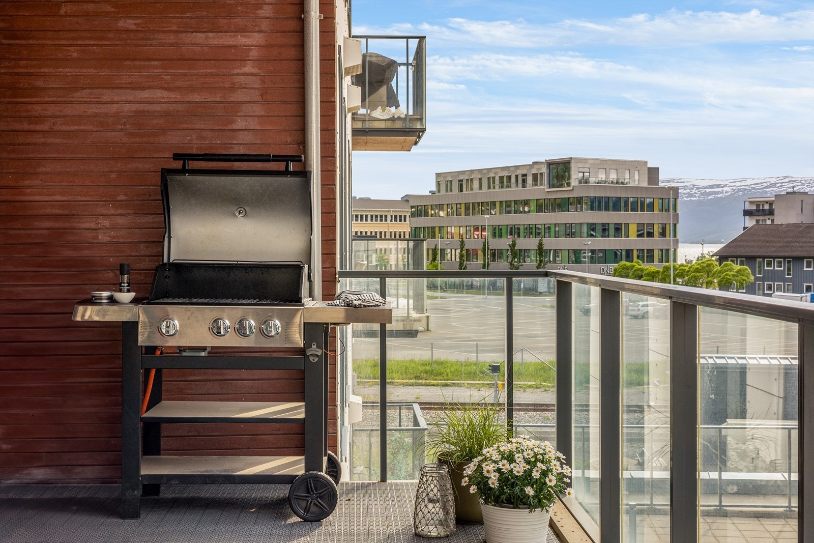 Mer sentralt kan man vel nesten ikke bo. Galleribilde