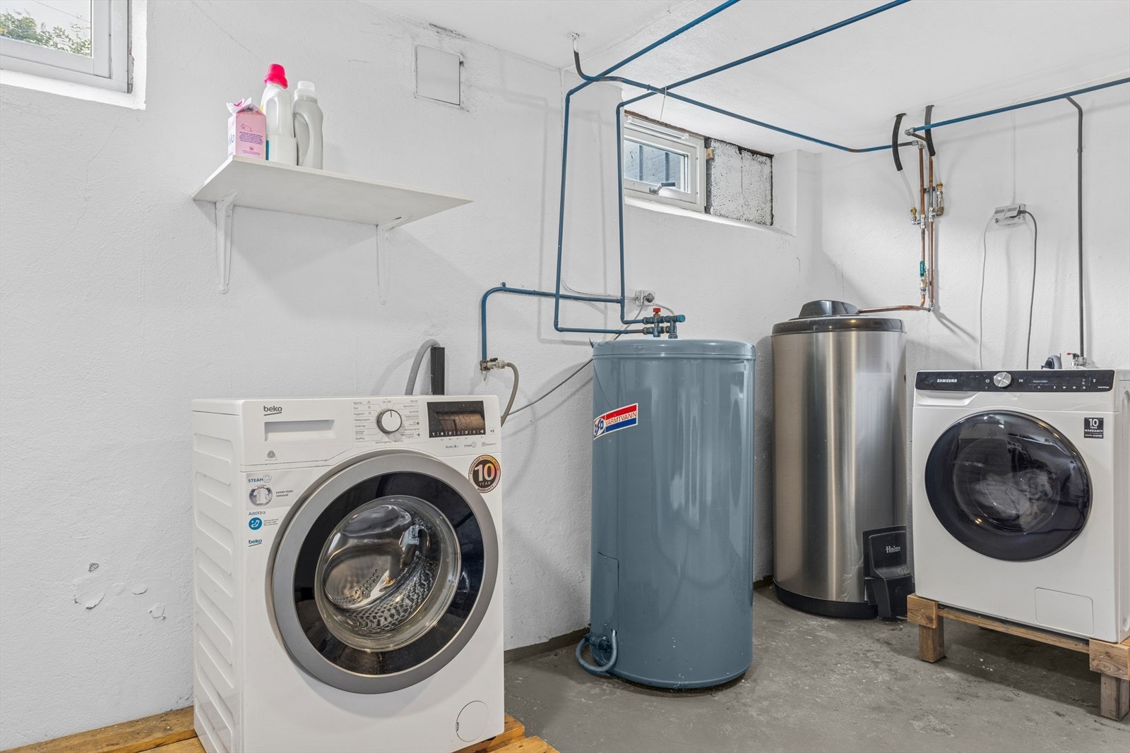 Felles vaskerom i kjeller. Galleribilde